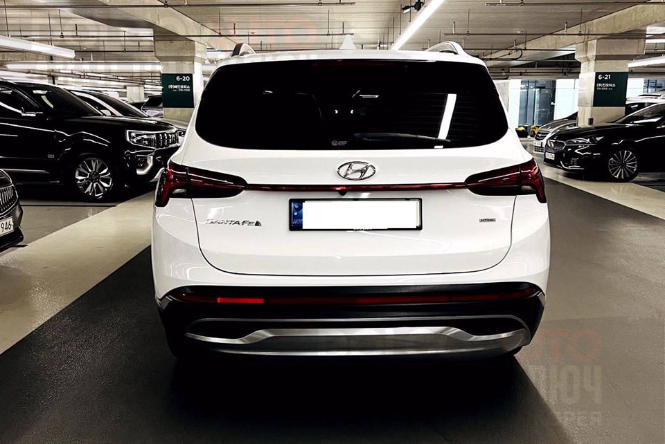  Hyundai Santa Fe SE 2021