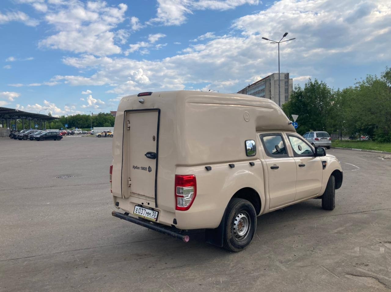 FORD Ranger 2.2 L MT 150 hp Pluggable  2014