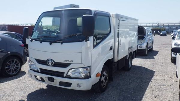 TOYOTA DYNA FREEZER VAN 2019