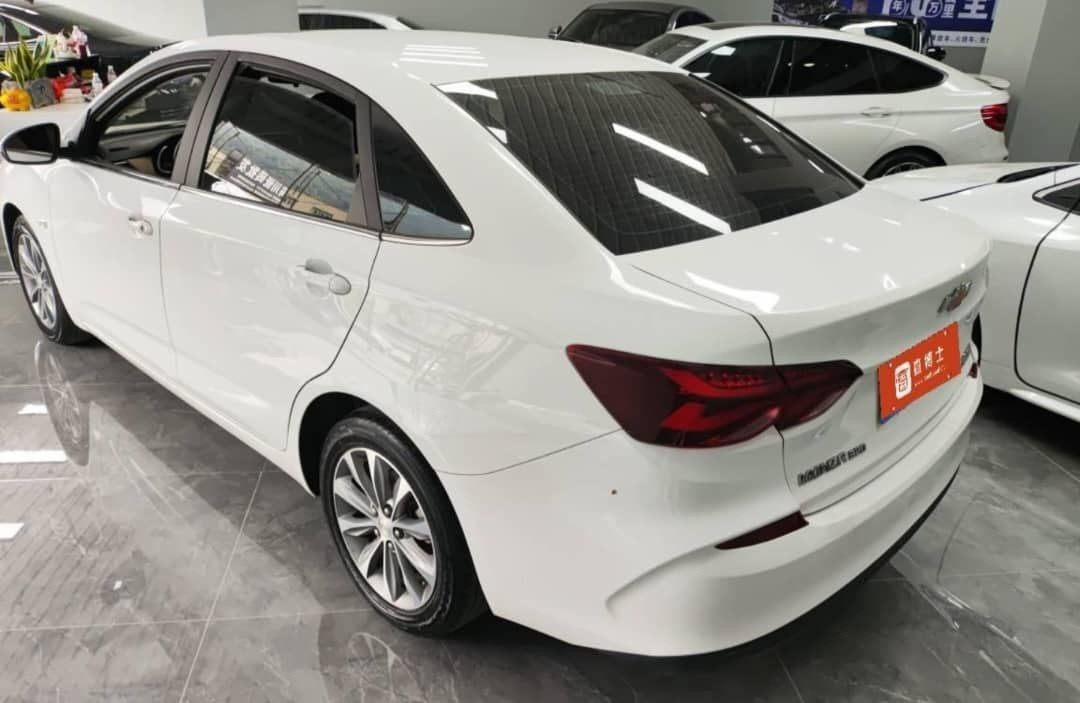 CHEVROLET CRUZE 2021