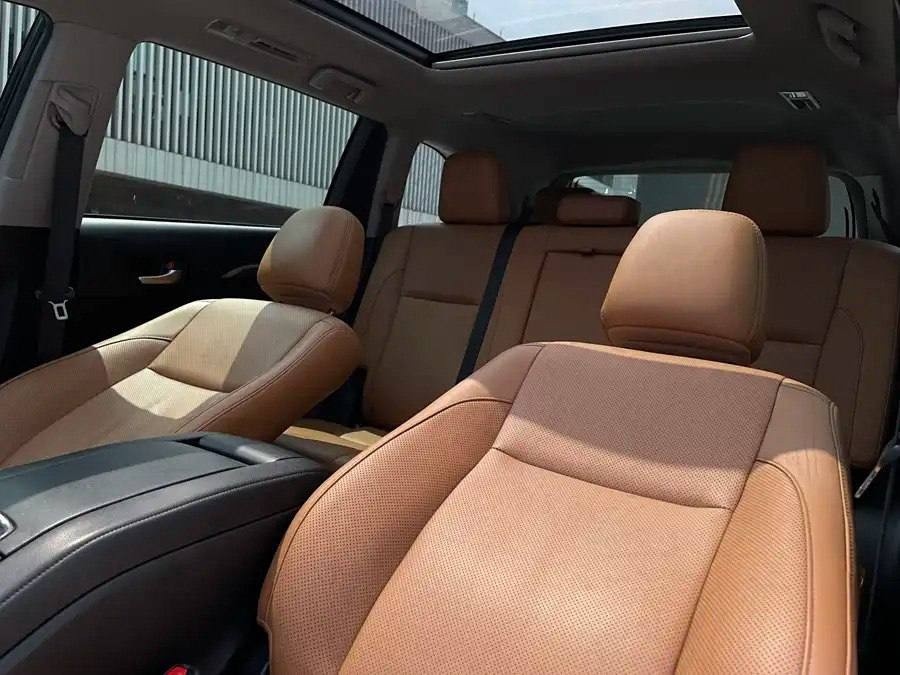 Toyota Highlander 2.0T 4WD Knight Edition 2020