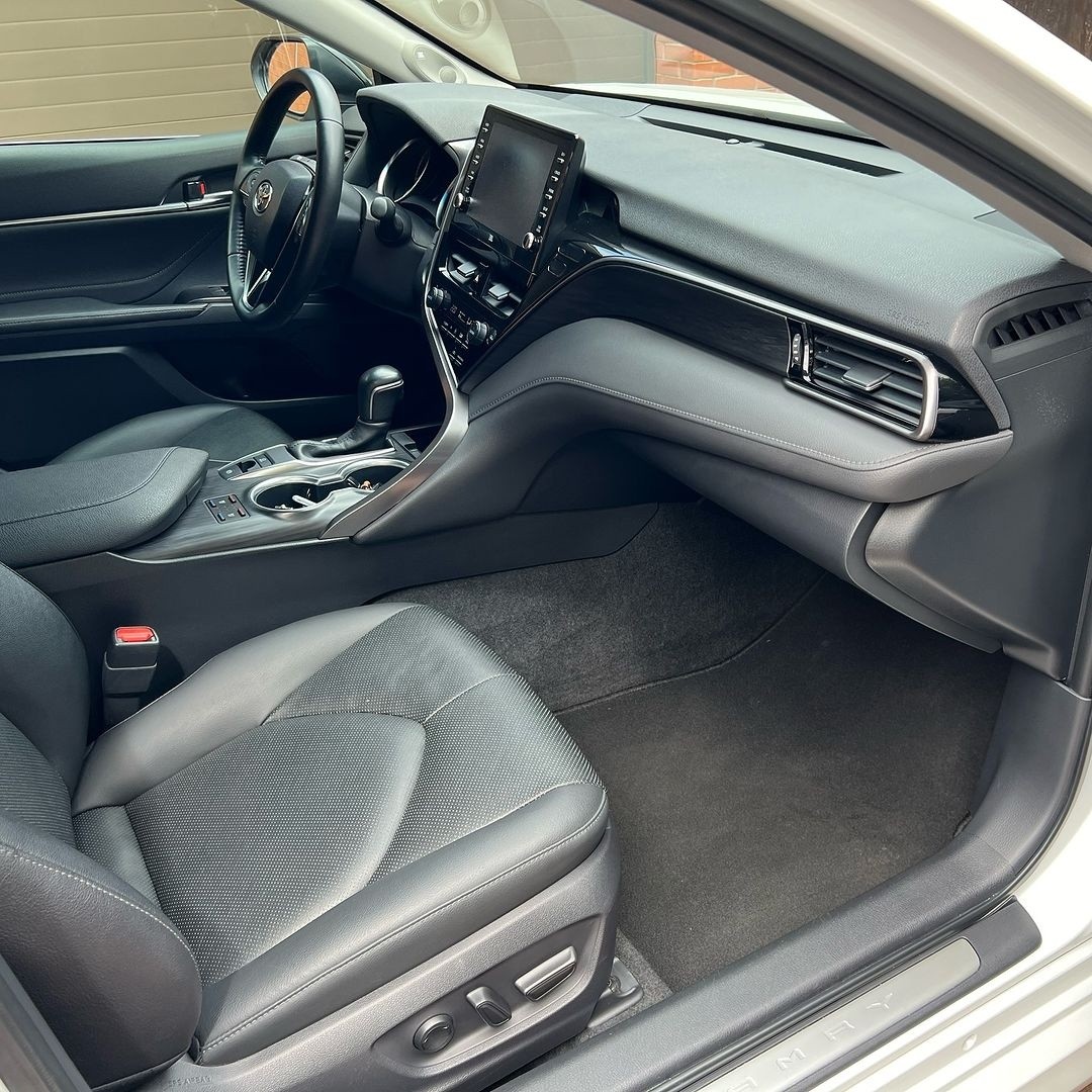 Toyota Camry 2.5-liter 2021 