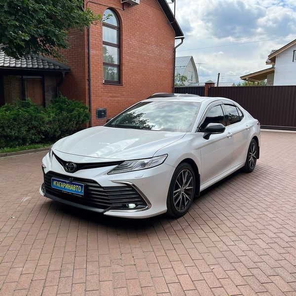Toyota Camry 2.5-liter 2021 