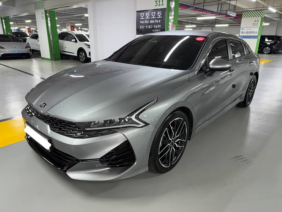 Kia K5 in Noblesse trim 2020