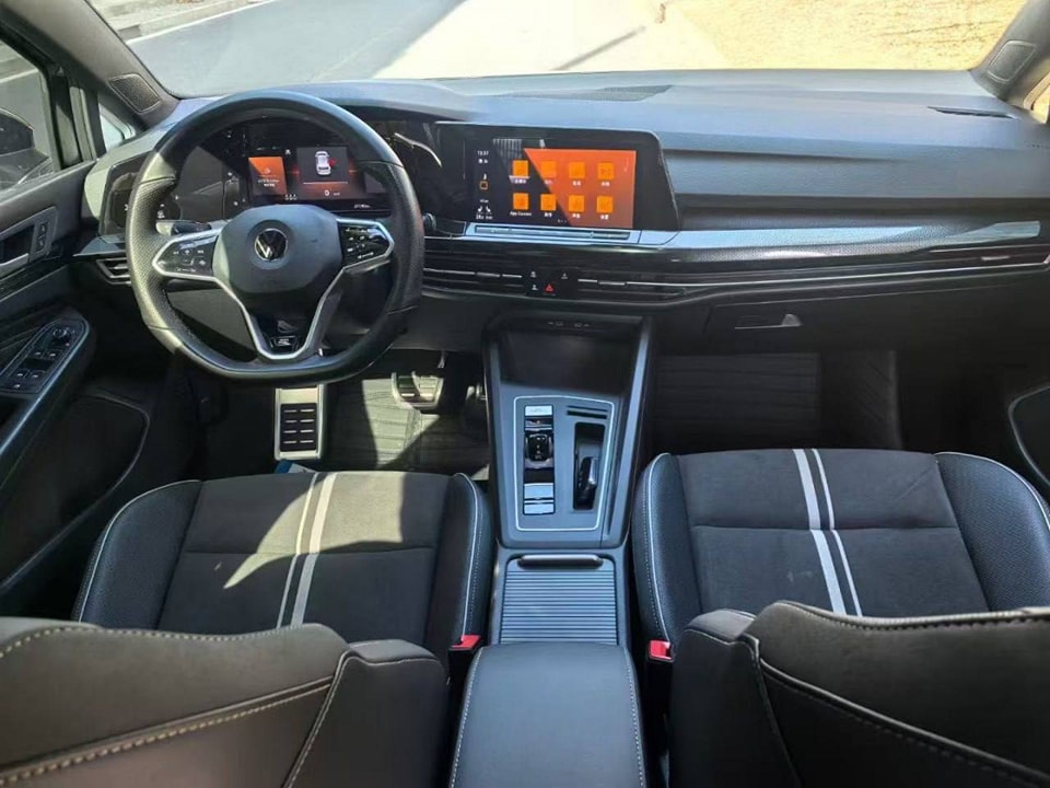 Volkswagen Golf 2021