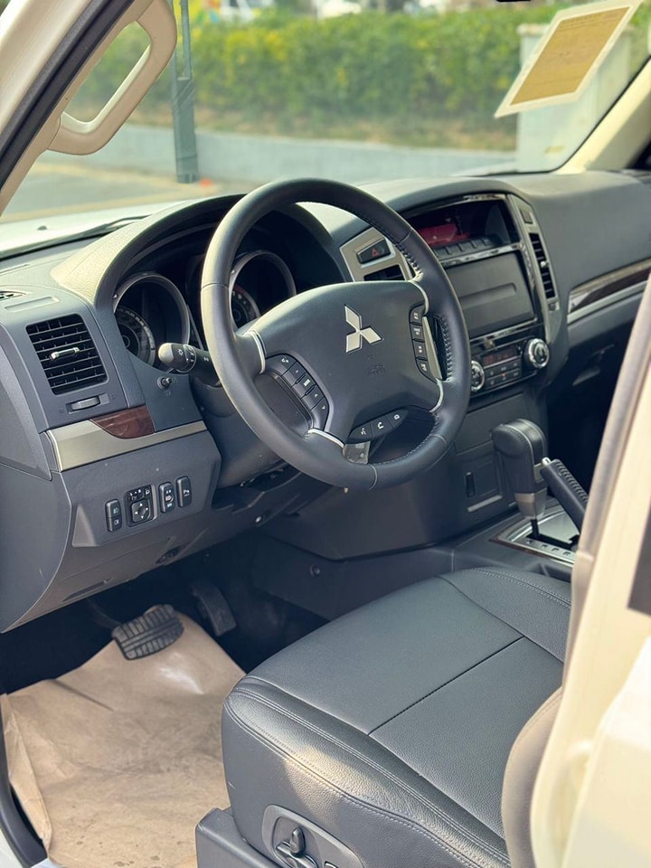 Mitsubishi Pajero  3.0L 2021