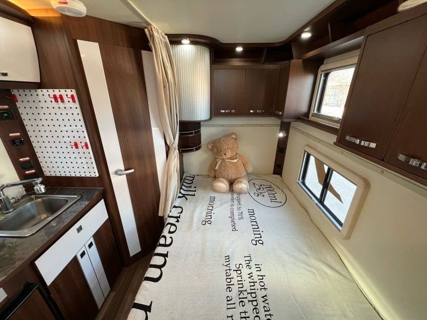 HOME ON MOTORWAY 2021