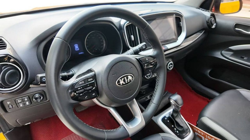 KIA KX1 / STONIC 2020