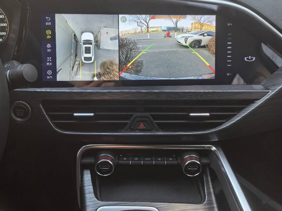 Geely Tugella  Star Rider trim 2020