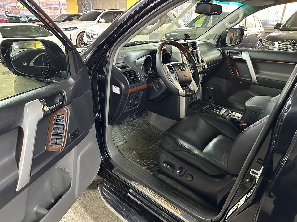 Toyota Land Cruiser Prado 2010