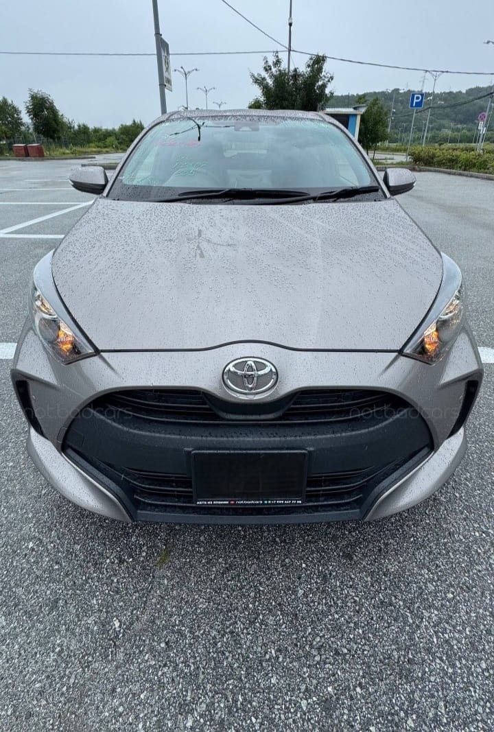 Toyota Yaris hybrid 1.5L 2021