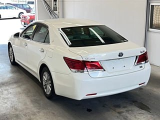 2013 Toyota Crown