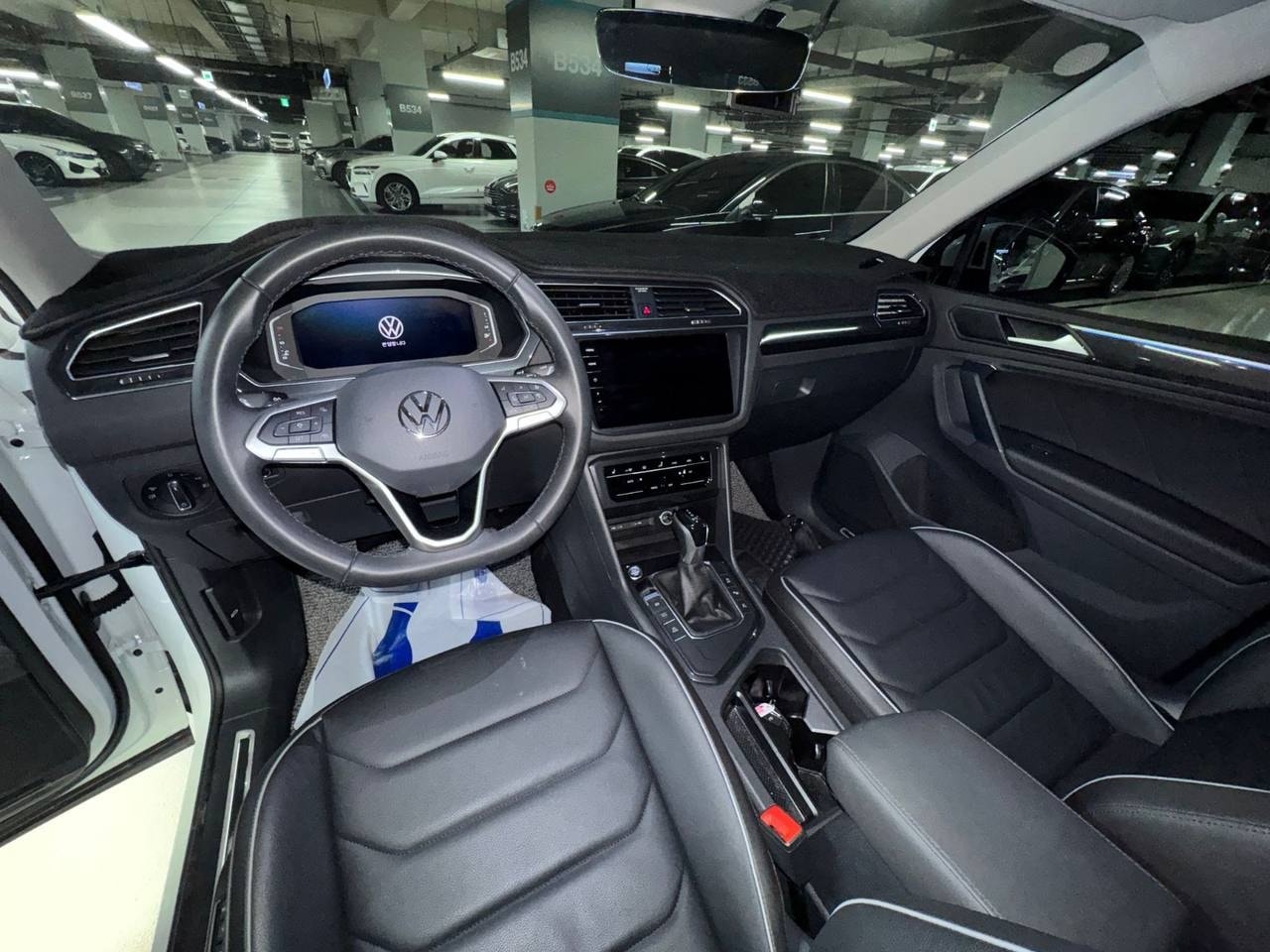 VOLKSWAGEN TIGUAN 2024