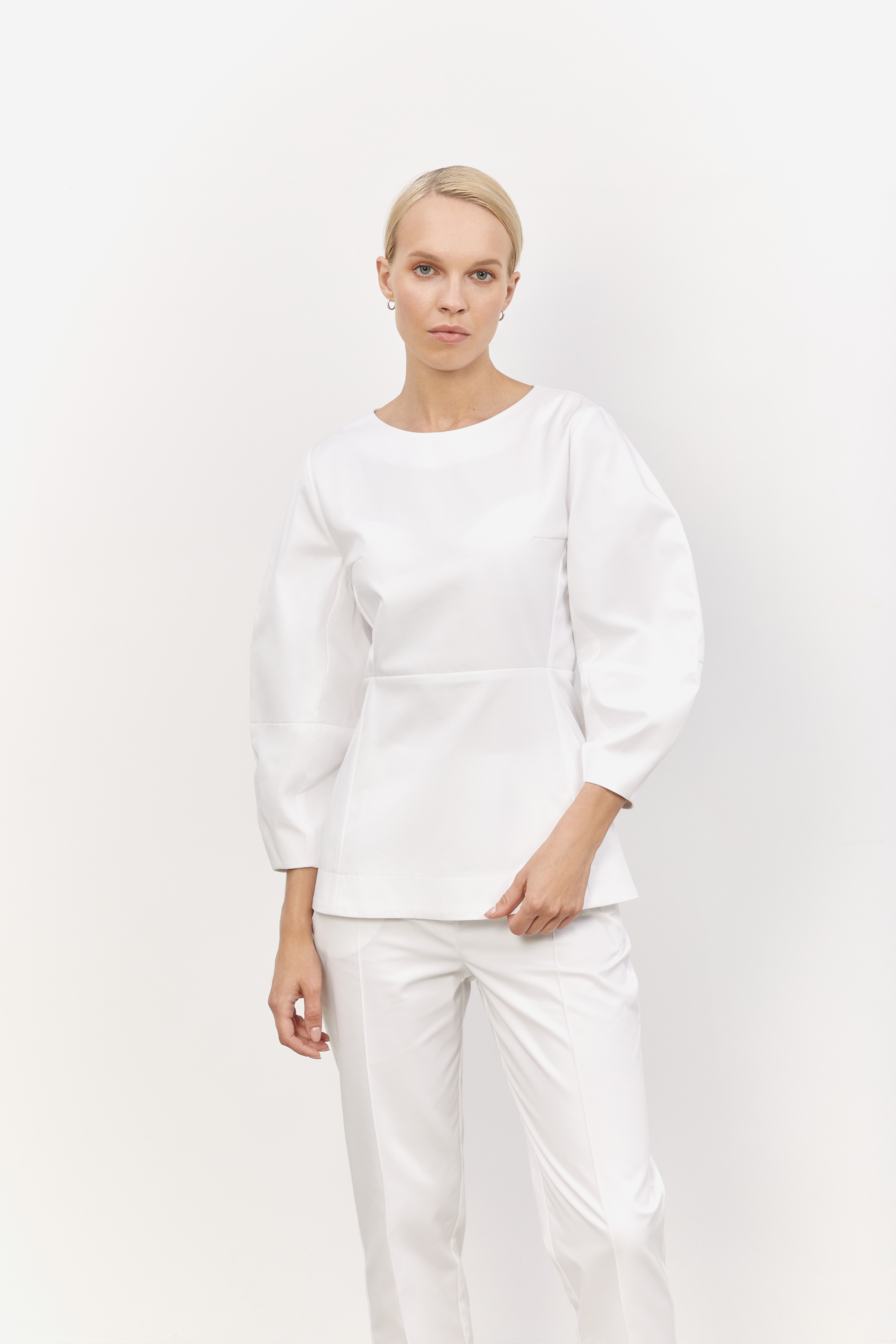 hellomyuniform woman's TOP 008