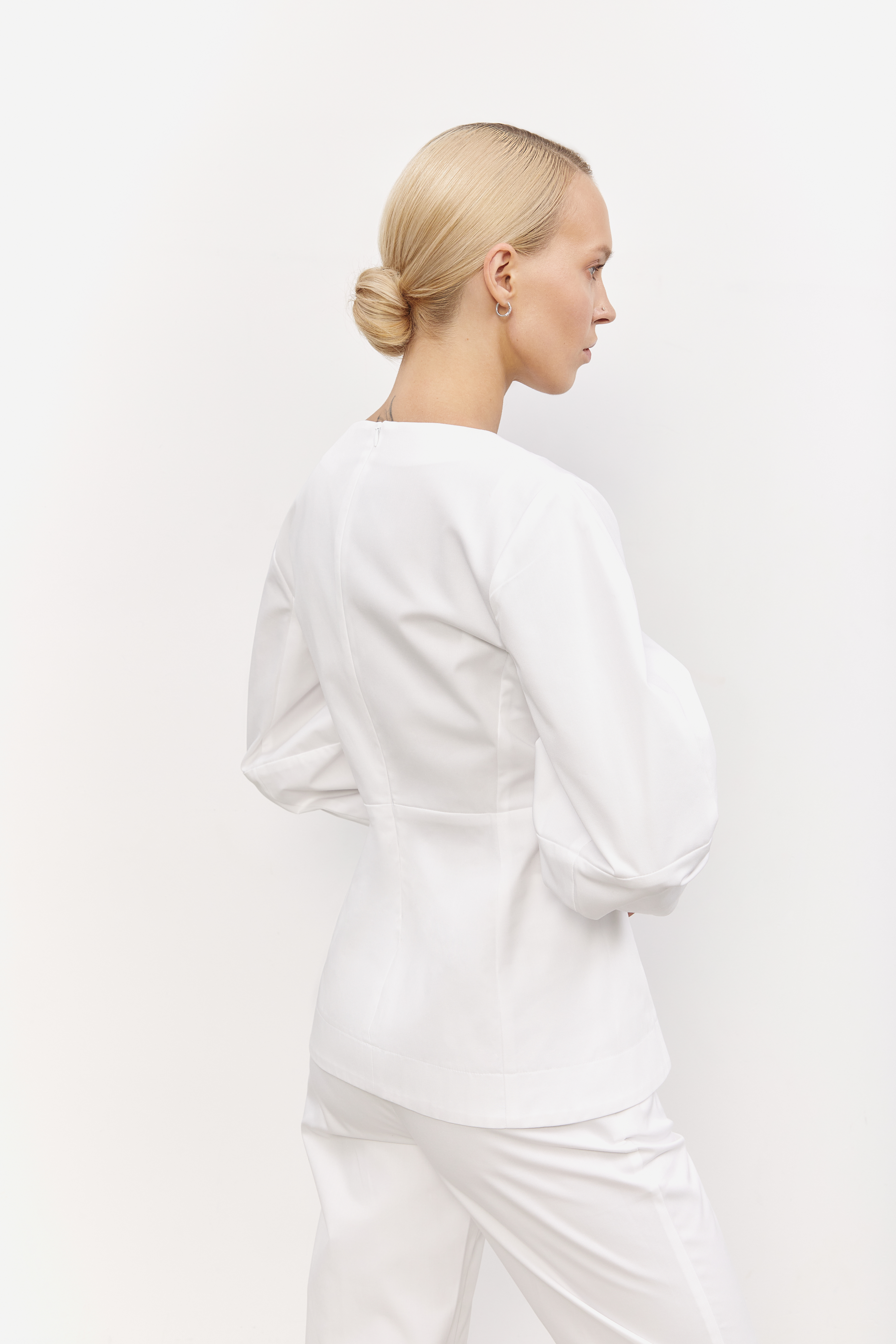 hellomyuniform woman's TOP 008