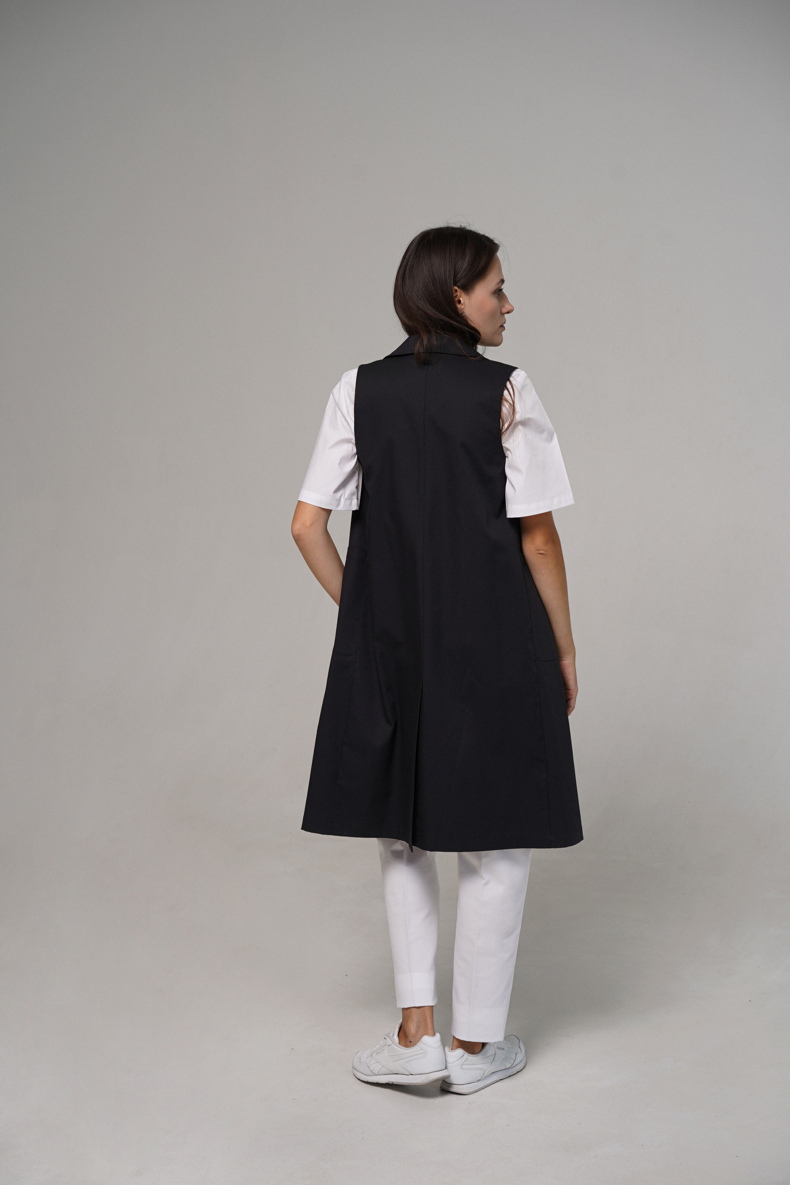 hellomyuniform woman's black LAB COAT 005 