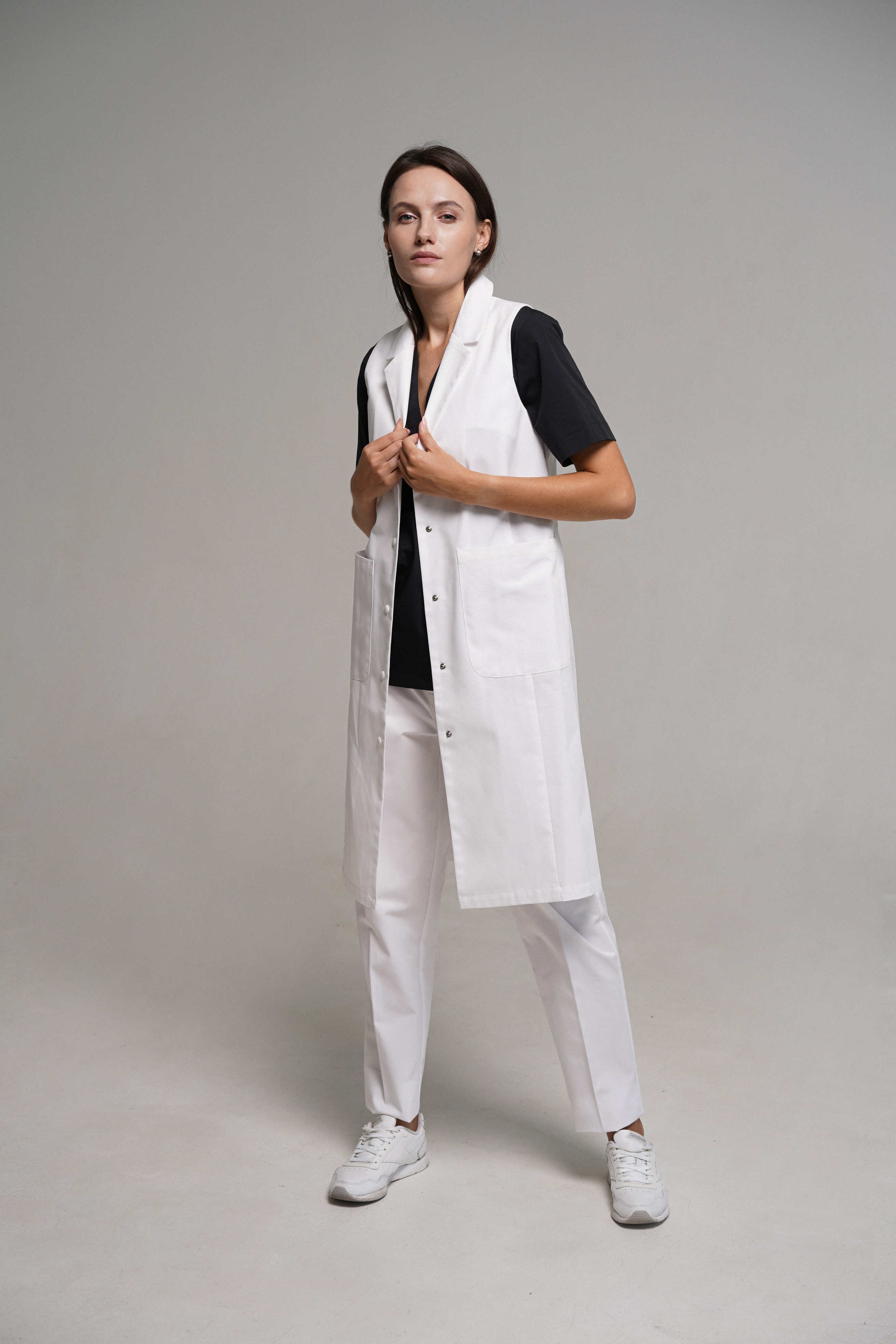 hellomyuniform woman's white LAB COAT 005