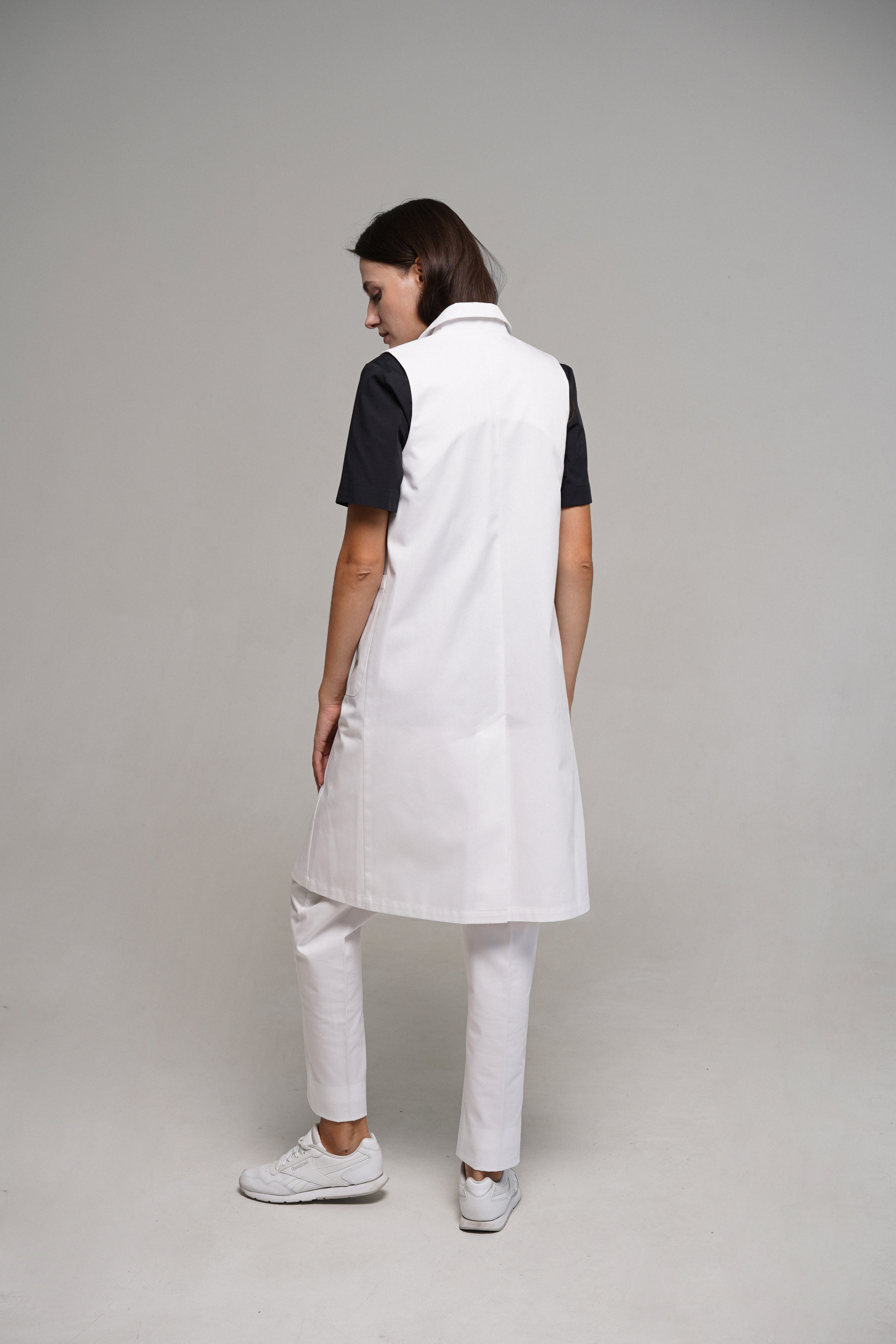 hellomyuniform woman's white LAB COAT 005