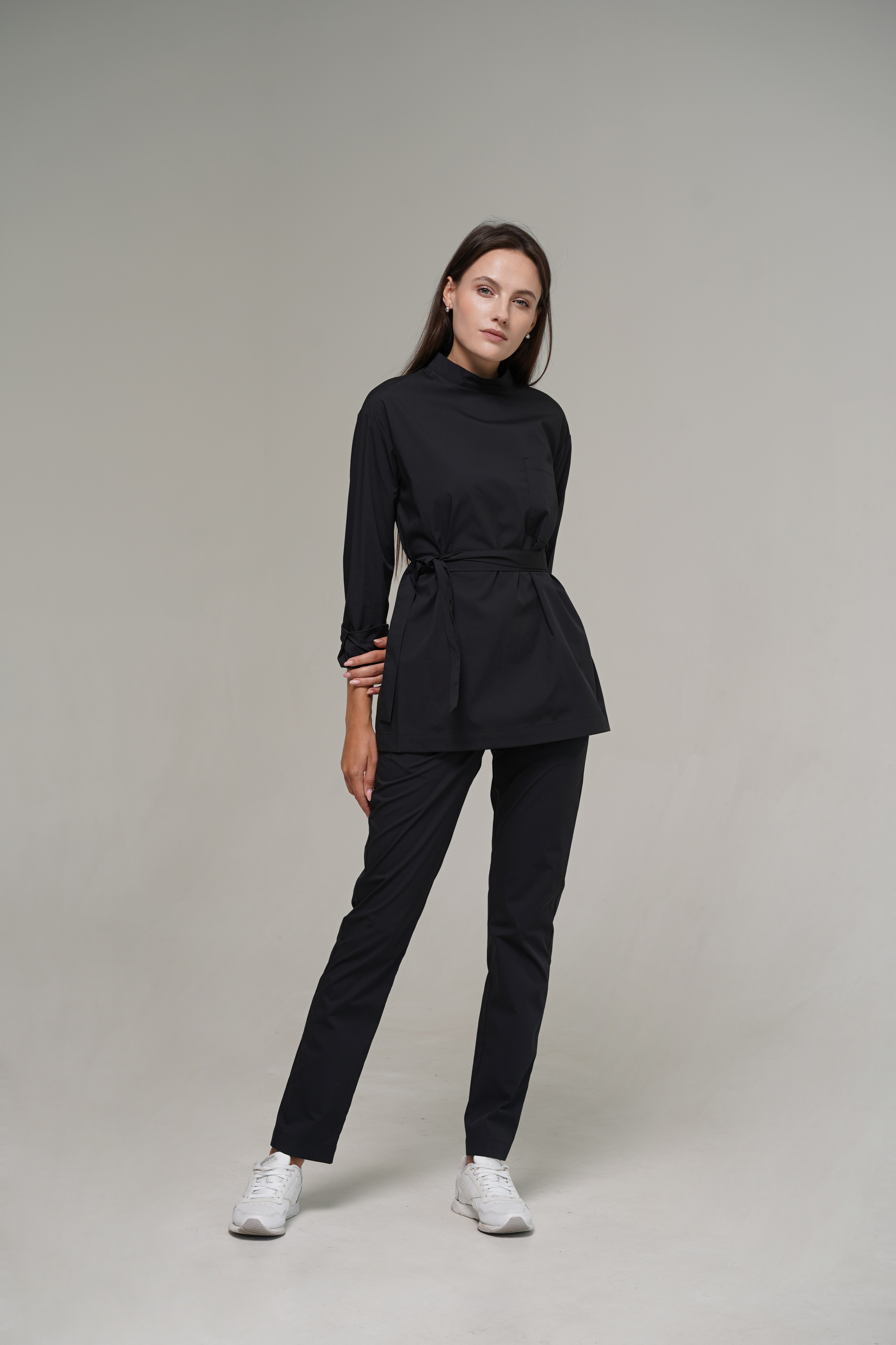 hellomyuniform woman's black TOP 004