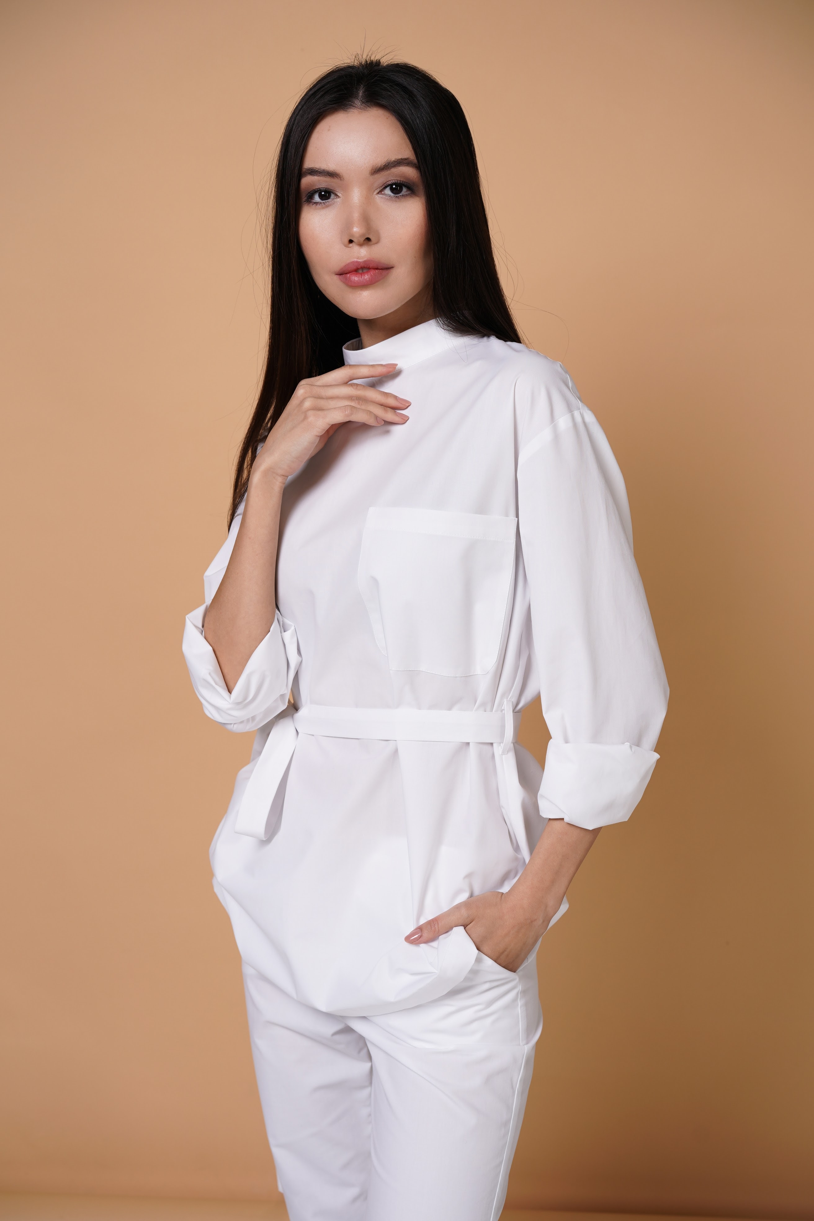 hellomyuniform woman's white TOP 004