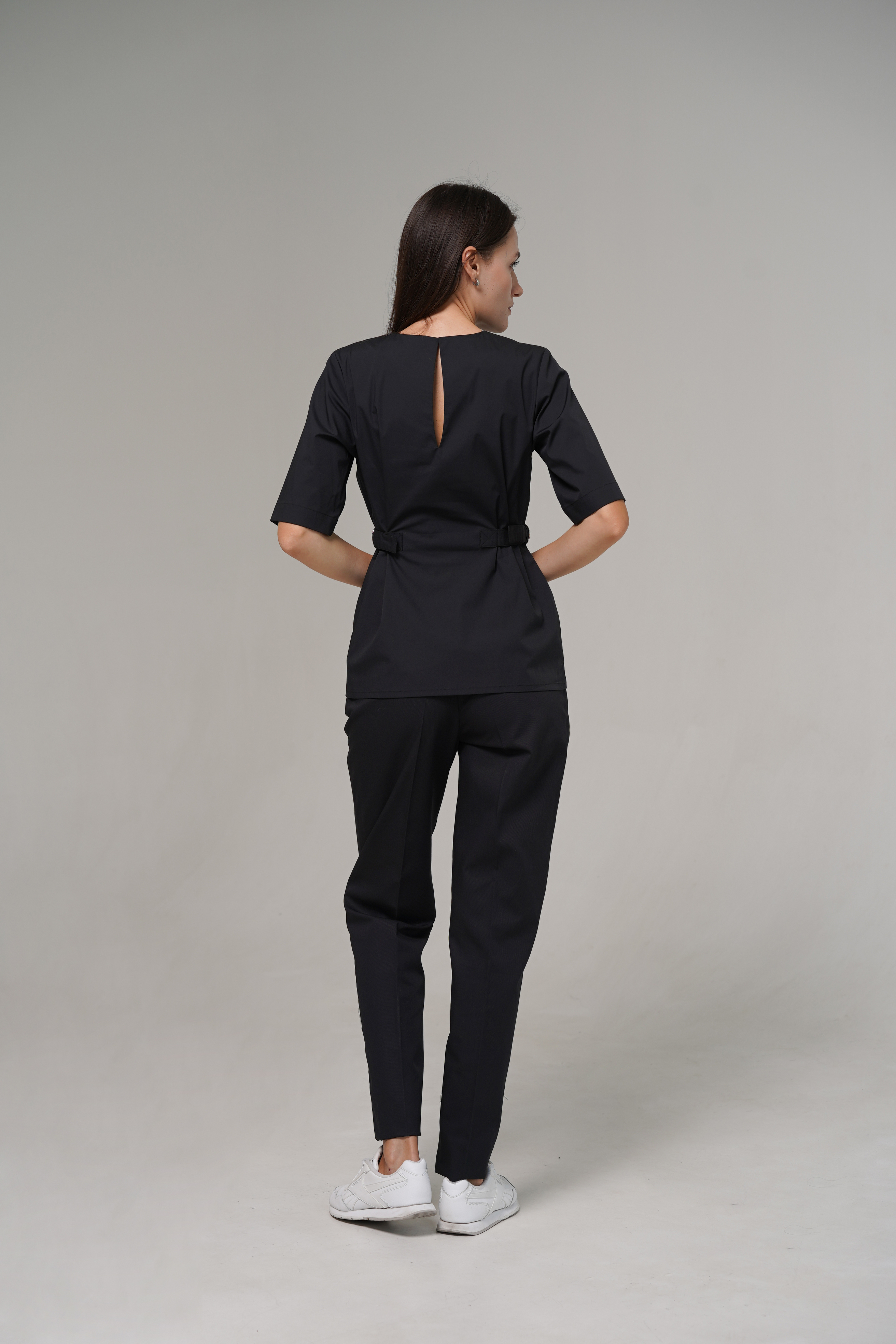 hellomyuniform woman's black TOP 003