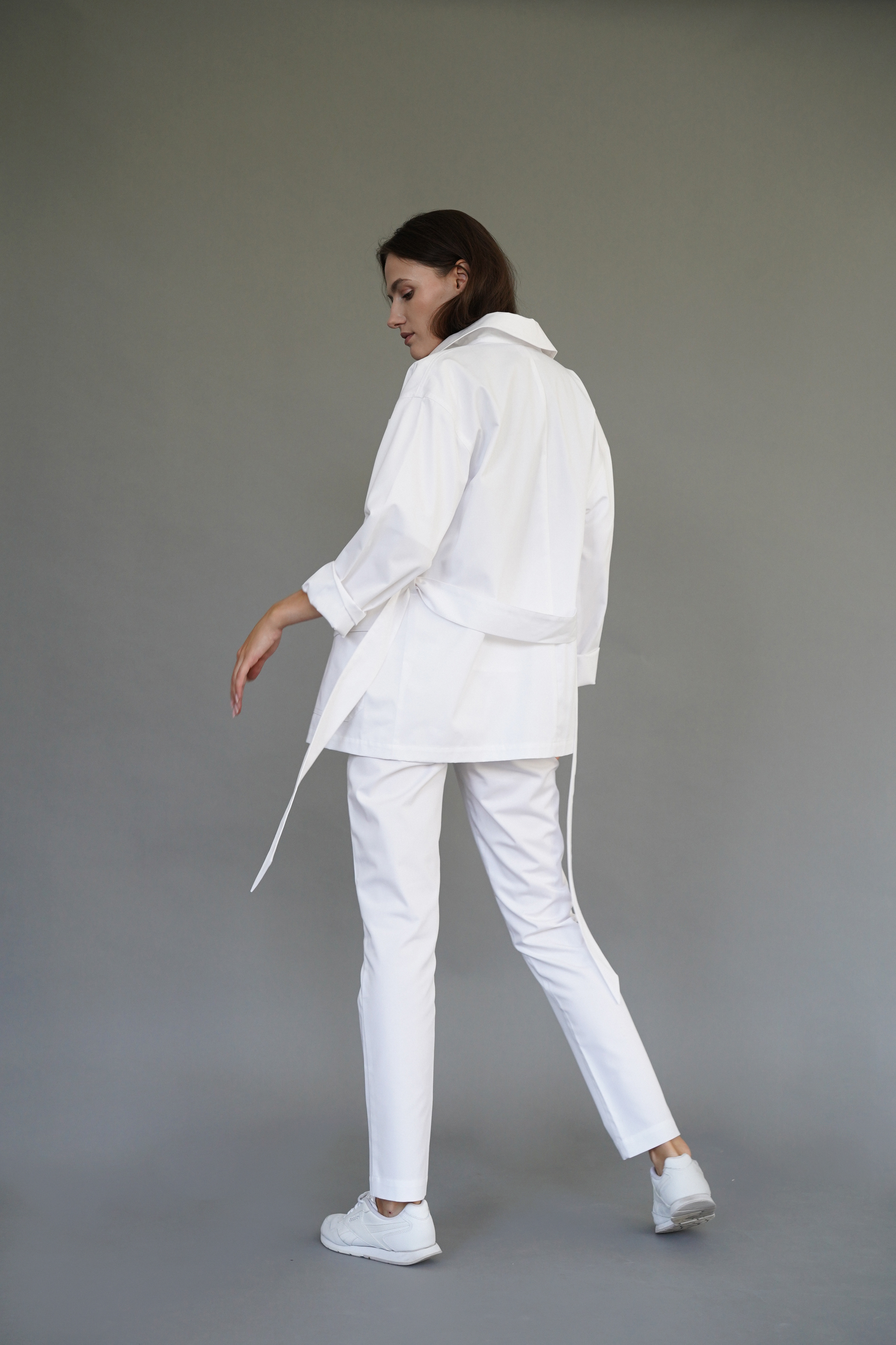 hellomyuniform woman's white JACKET 002
