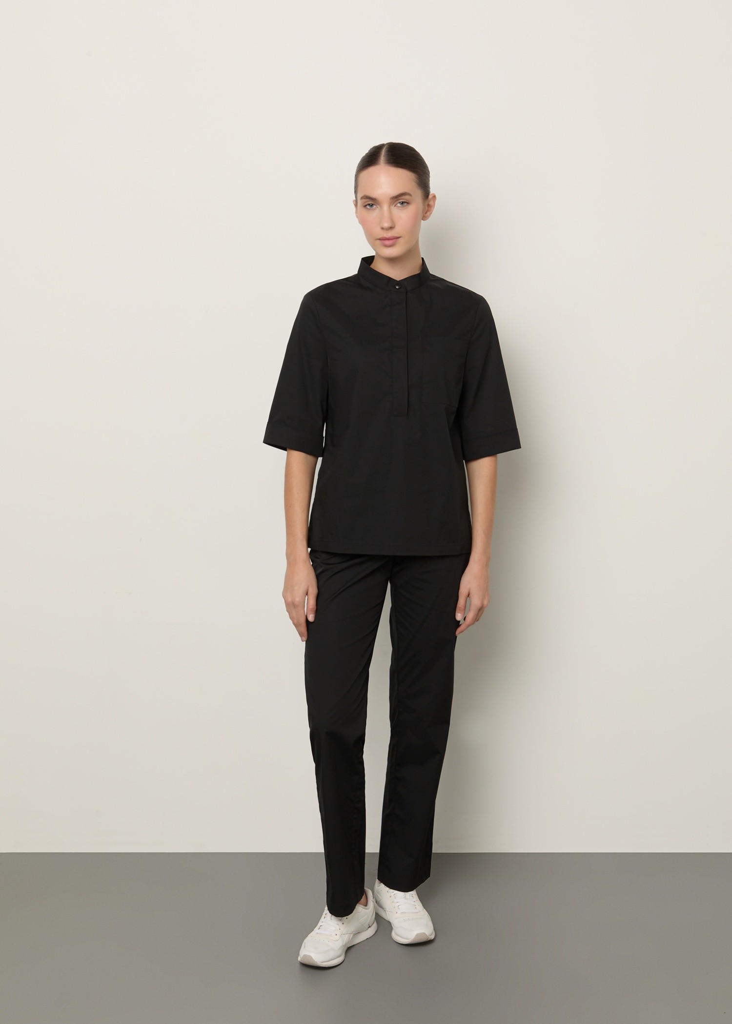 hellomyuniform woman's black TOP 007