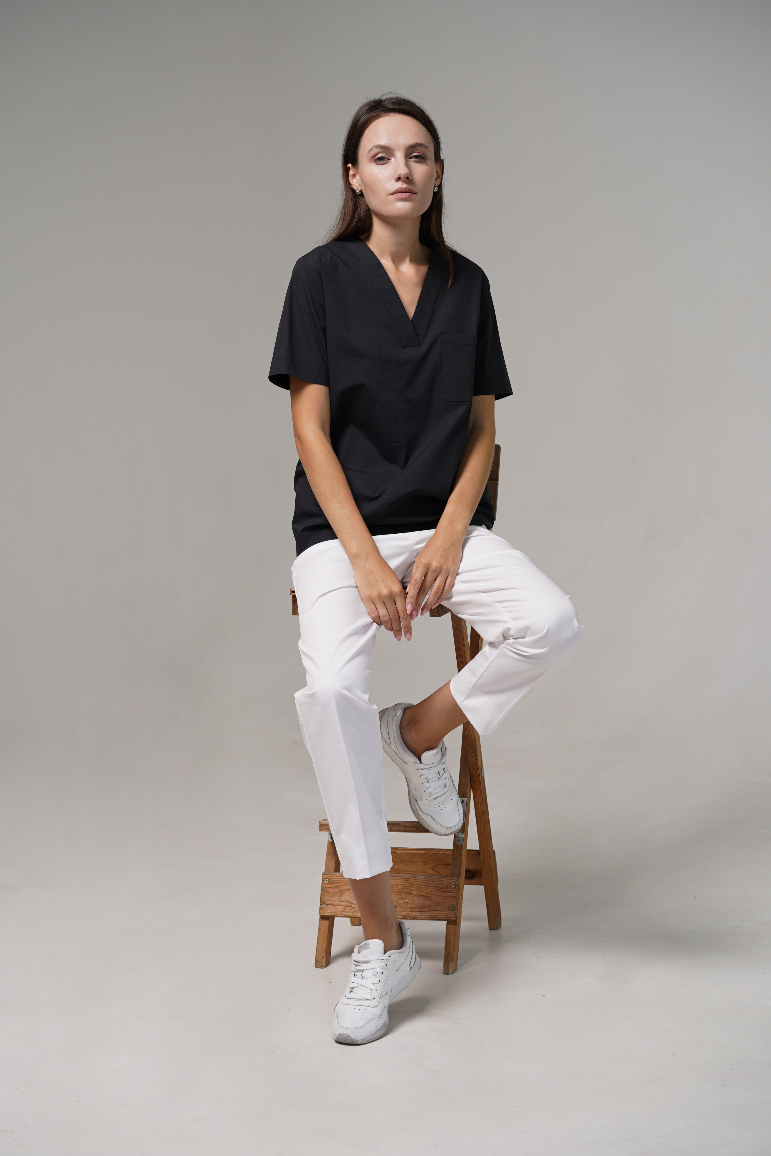 hellomyuniform woman's black TOP 002