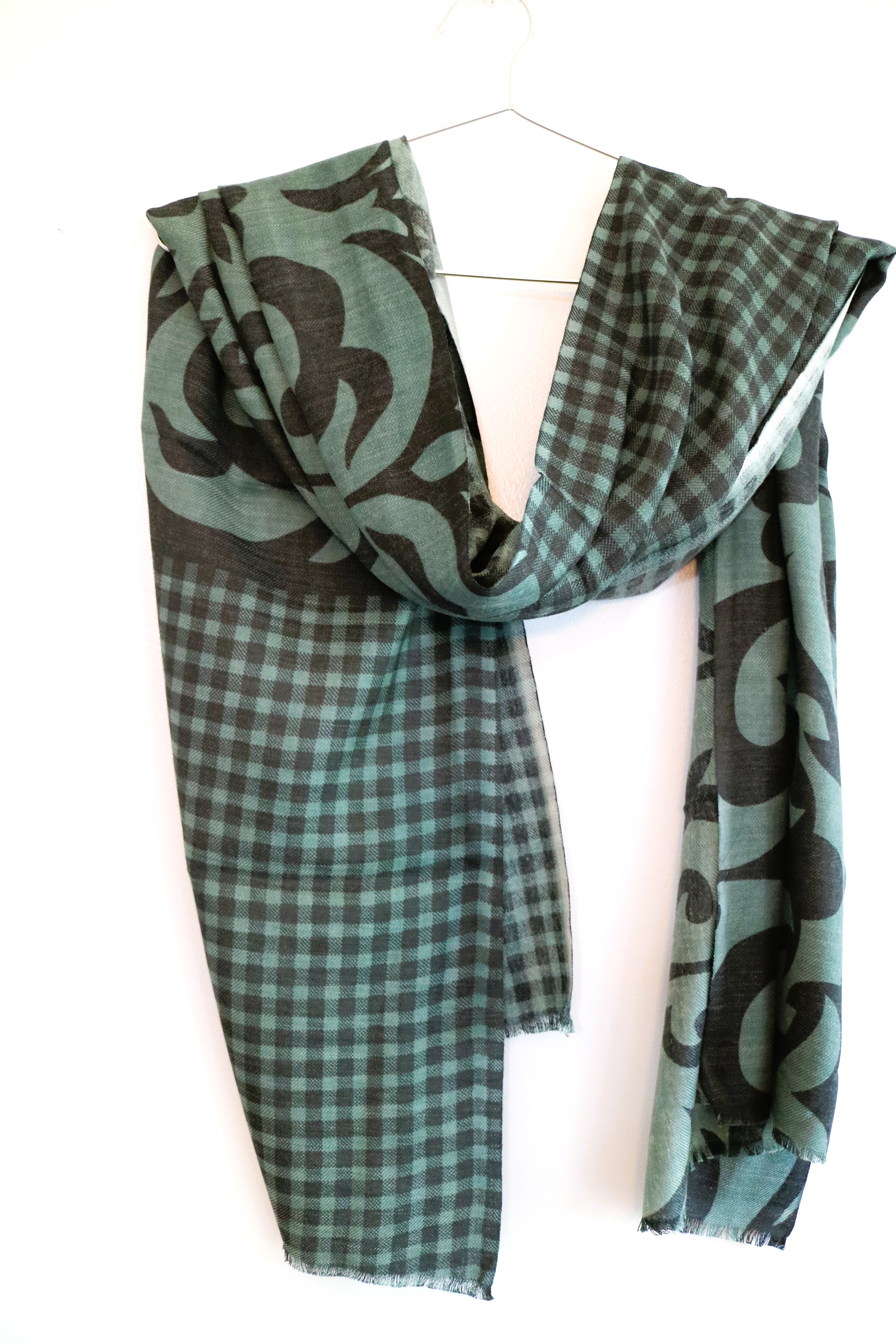 Green Mixed Scarf