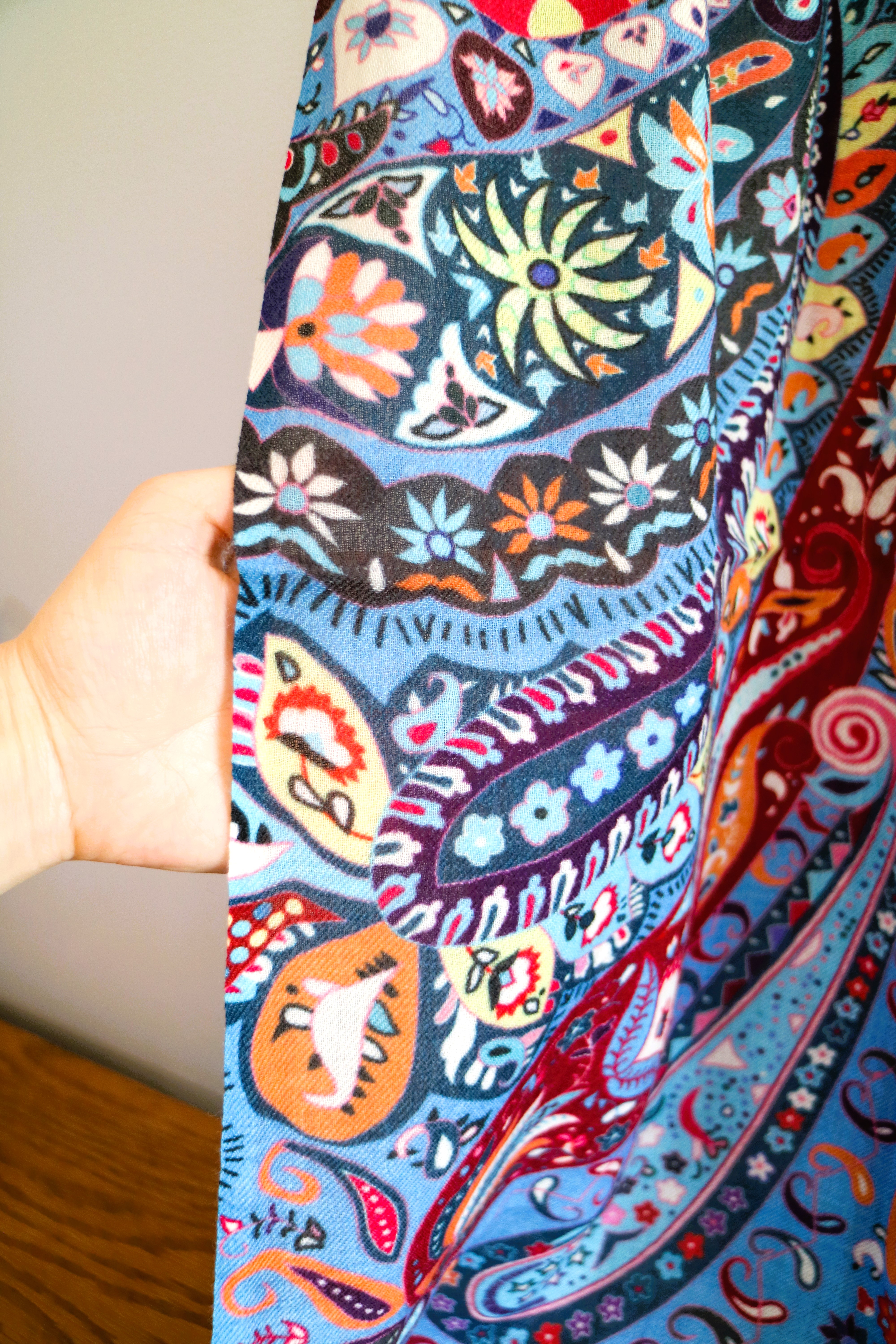 Lively Paisley Scarf