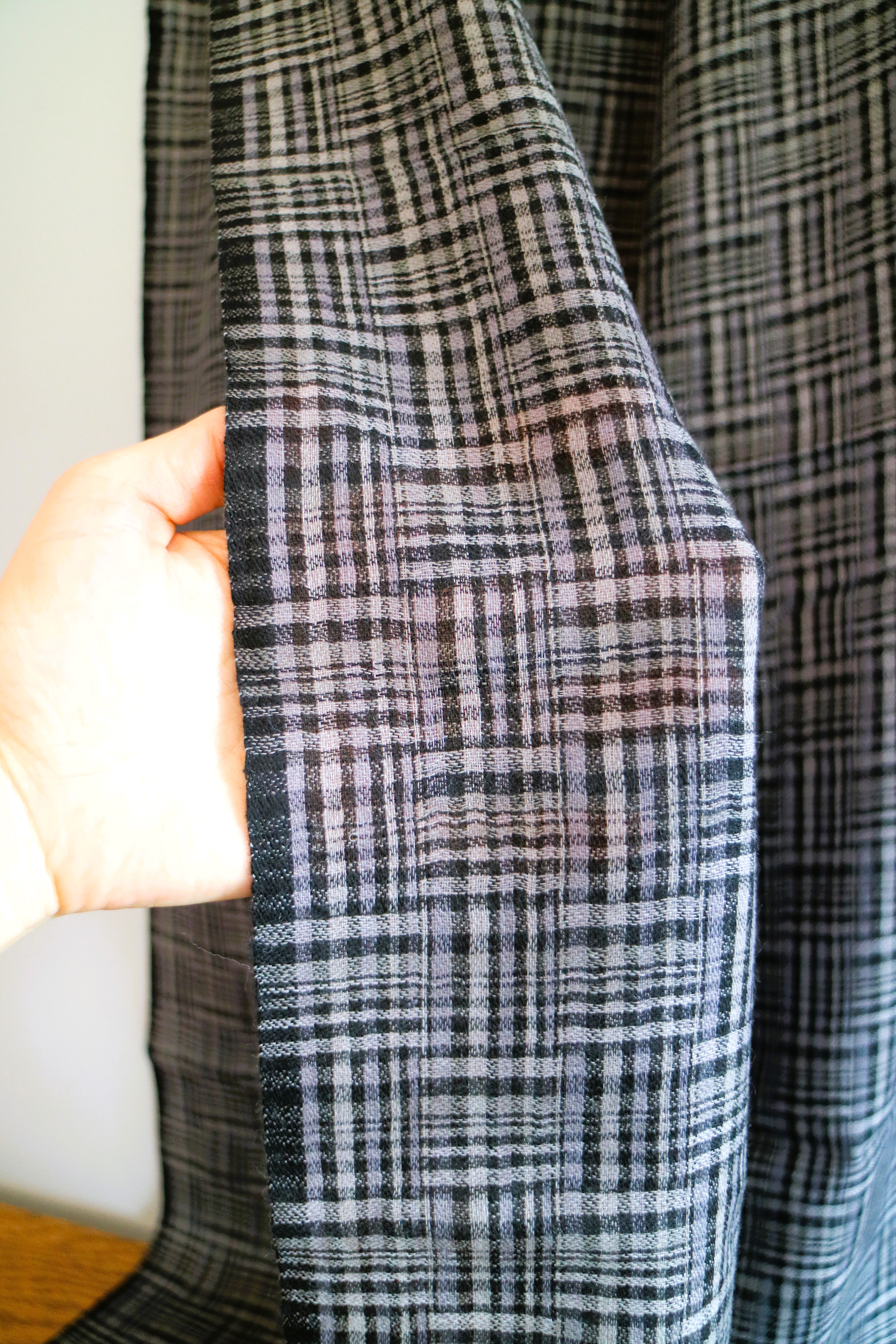 Black Checks Winter Stole
