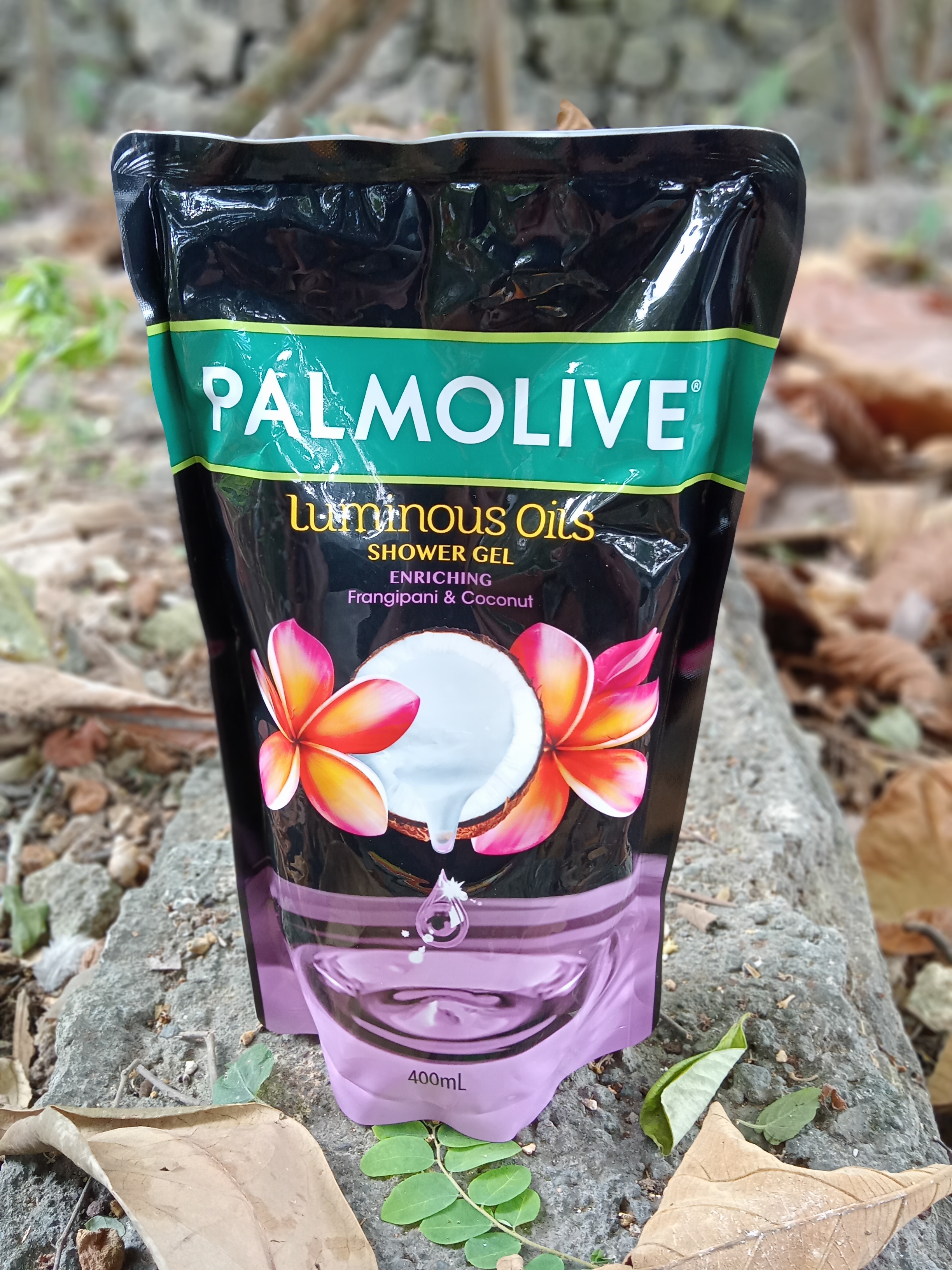 Frangipani & Coconut Palmolive Luminous Oils Shower Gel 400ml