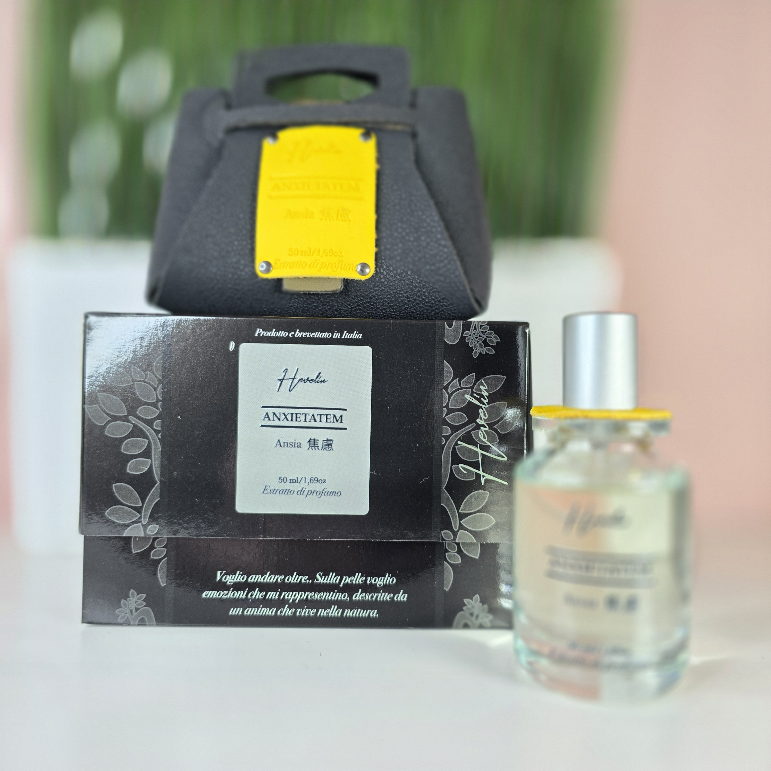 GOLD CASE - "ANXIETATEM" Essenza dell'ansia per Hevelin 50ml