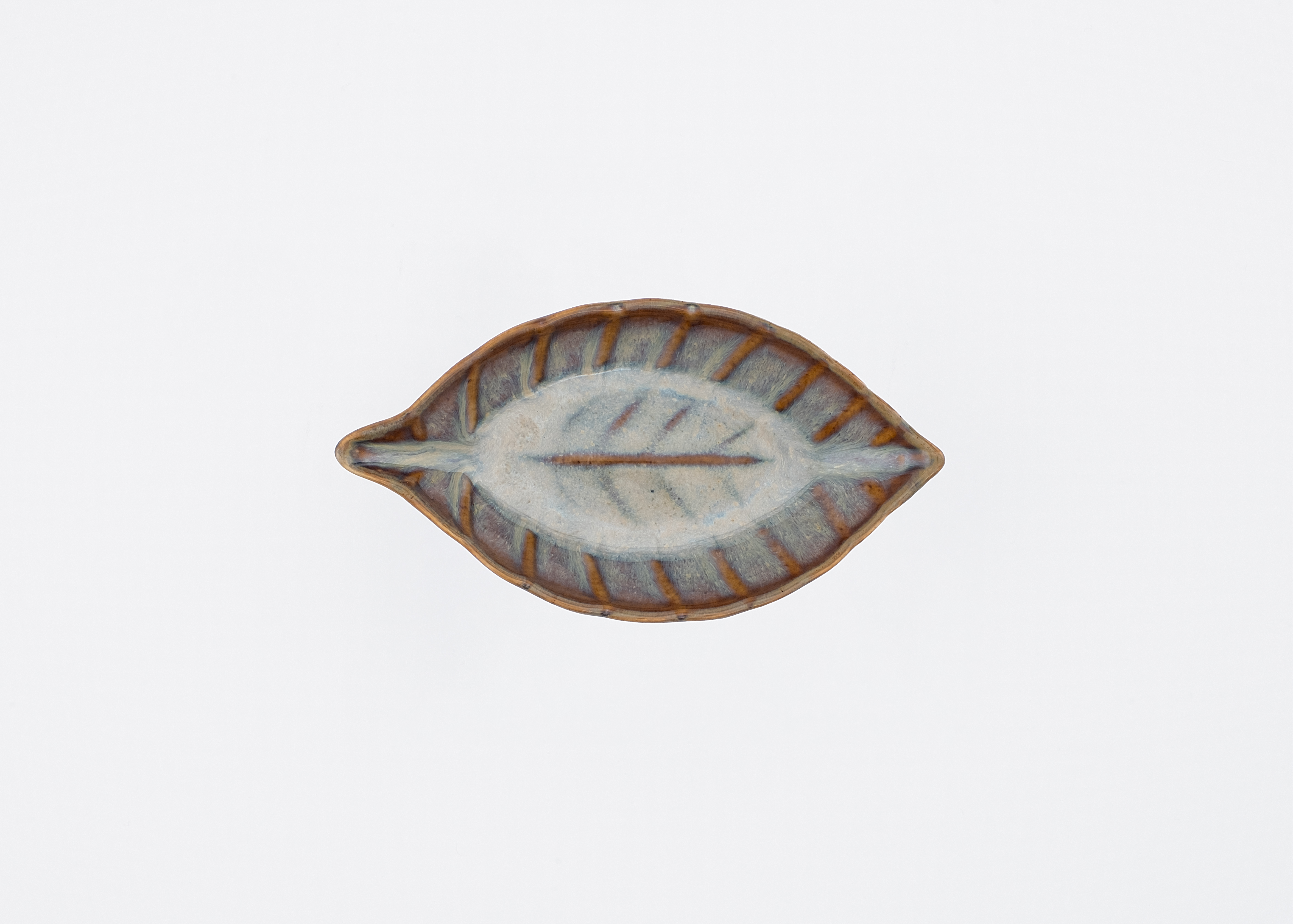 Spoon-Shaped Leaf Plate
