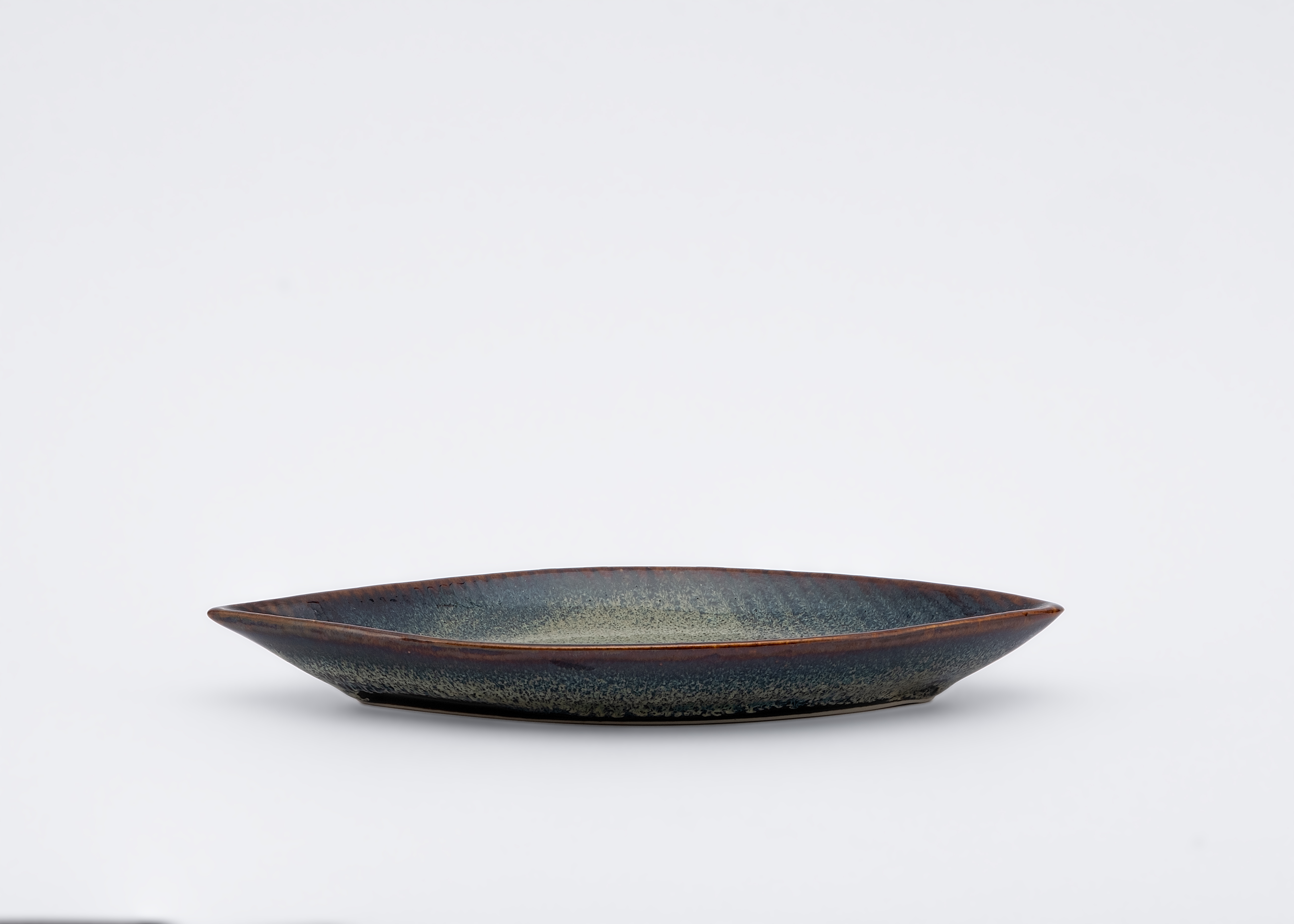 Pointed Leaf Plate