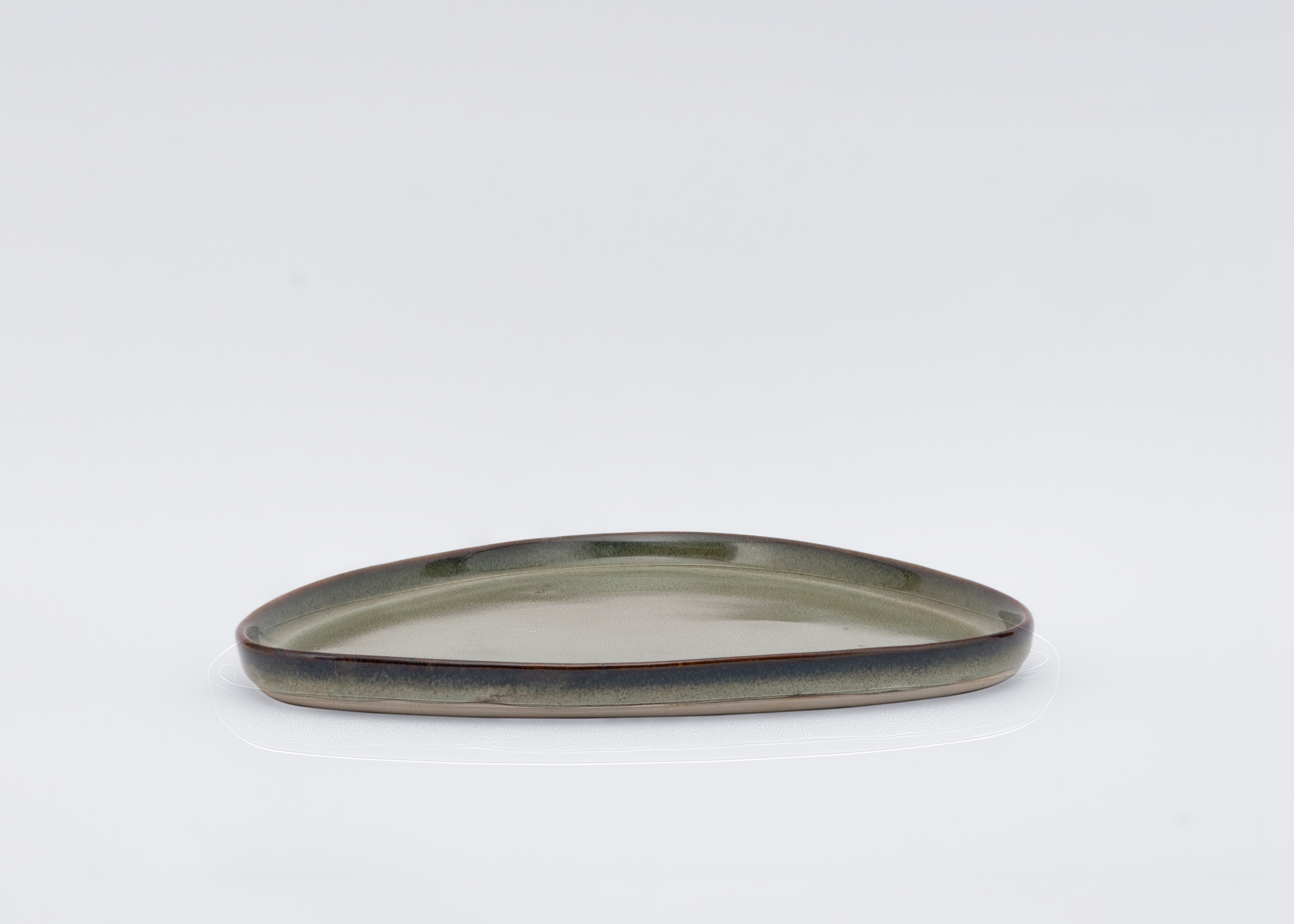 Hue Triangular Tray Large