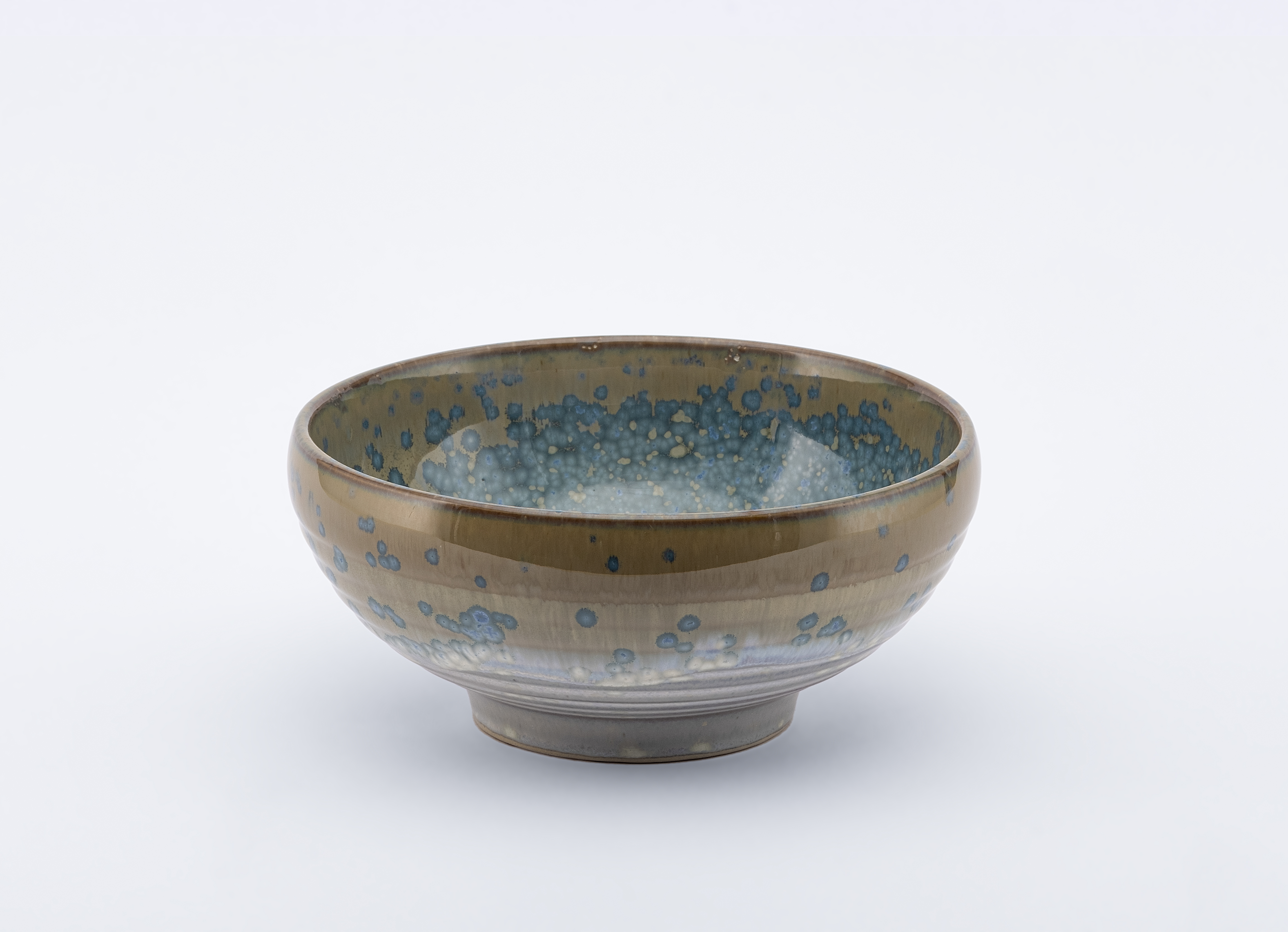 Curved Bowl