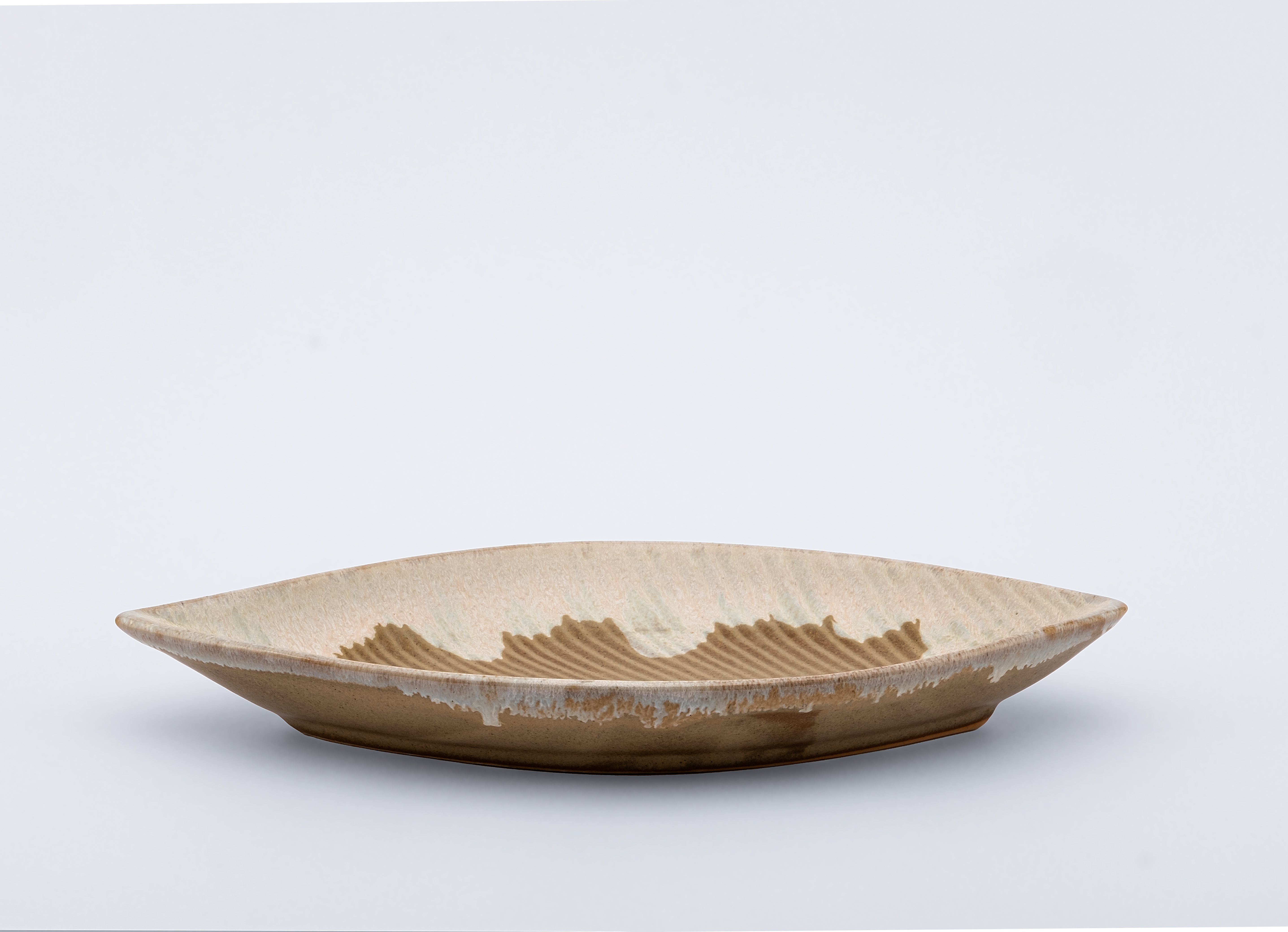 Pointed Leaf Shaped Plate