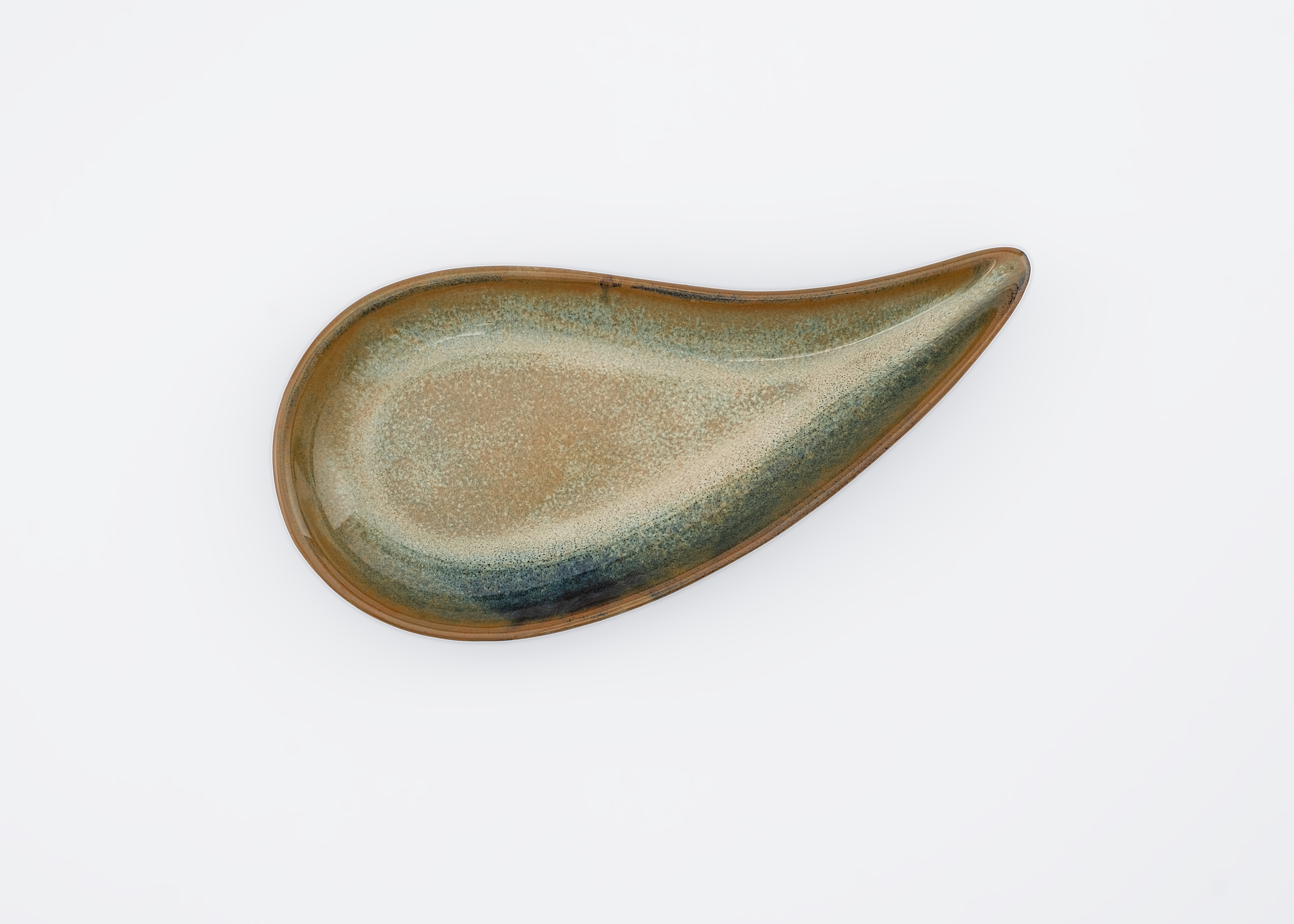 Sharp Leaf Shaped Plate