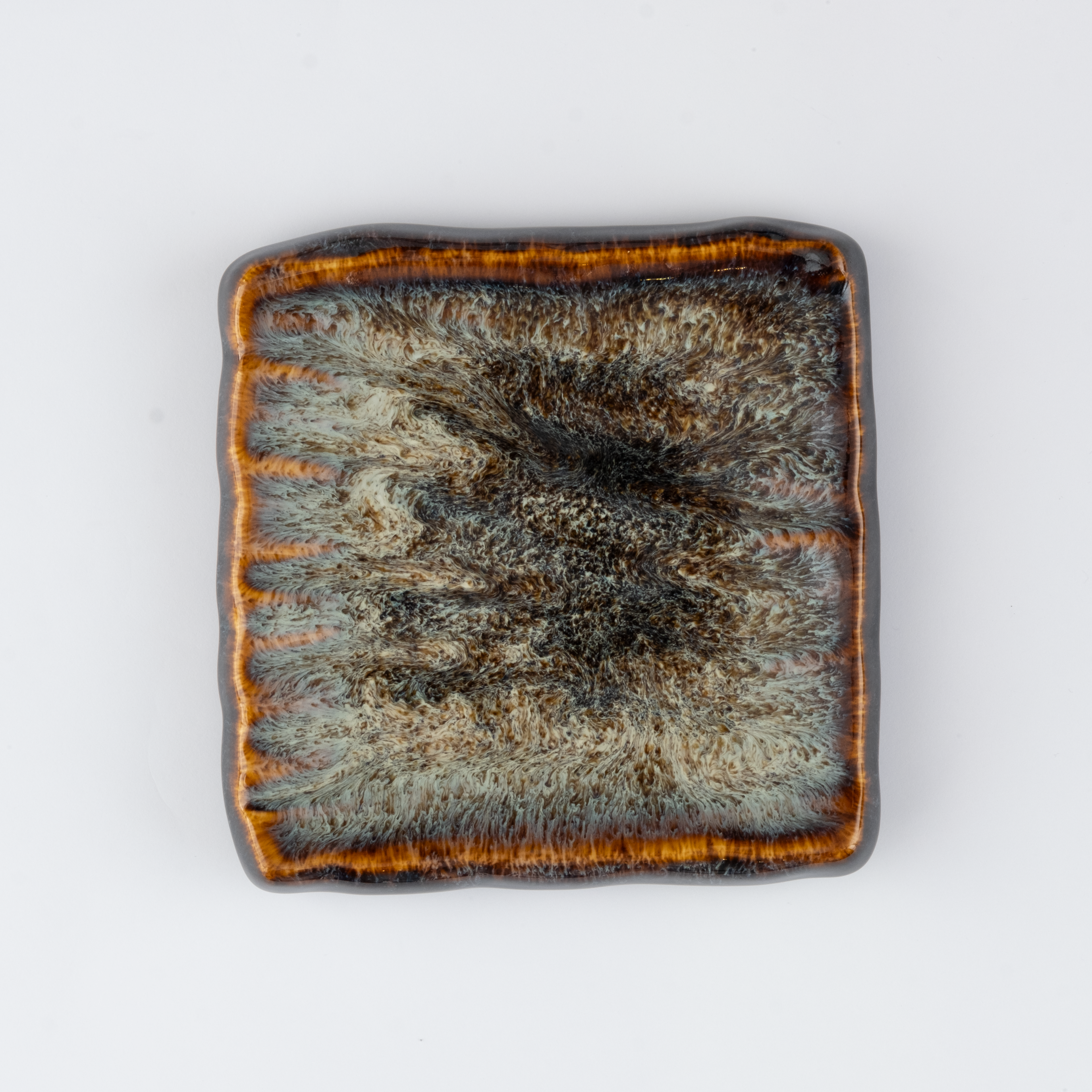 Geometric Edge Plate