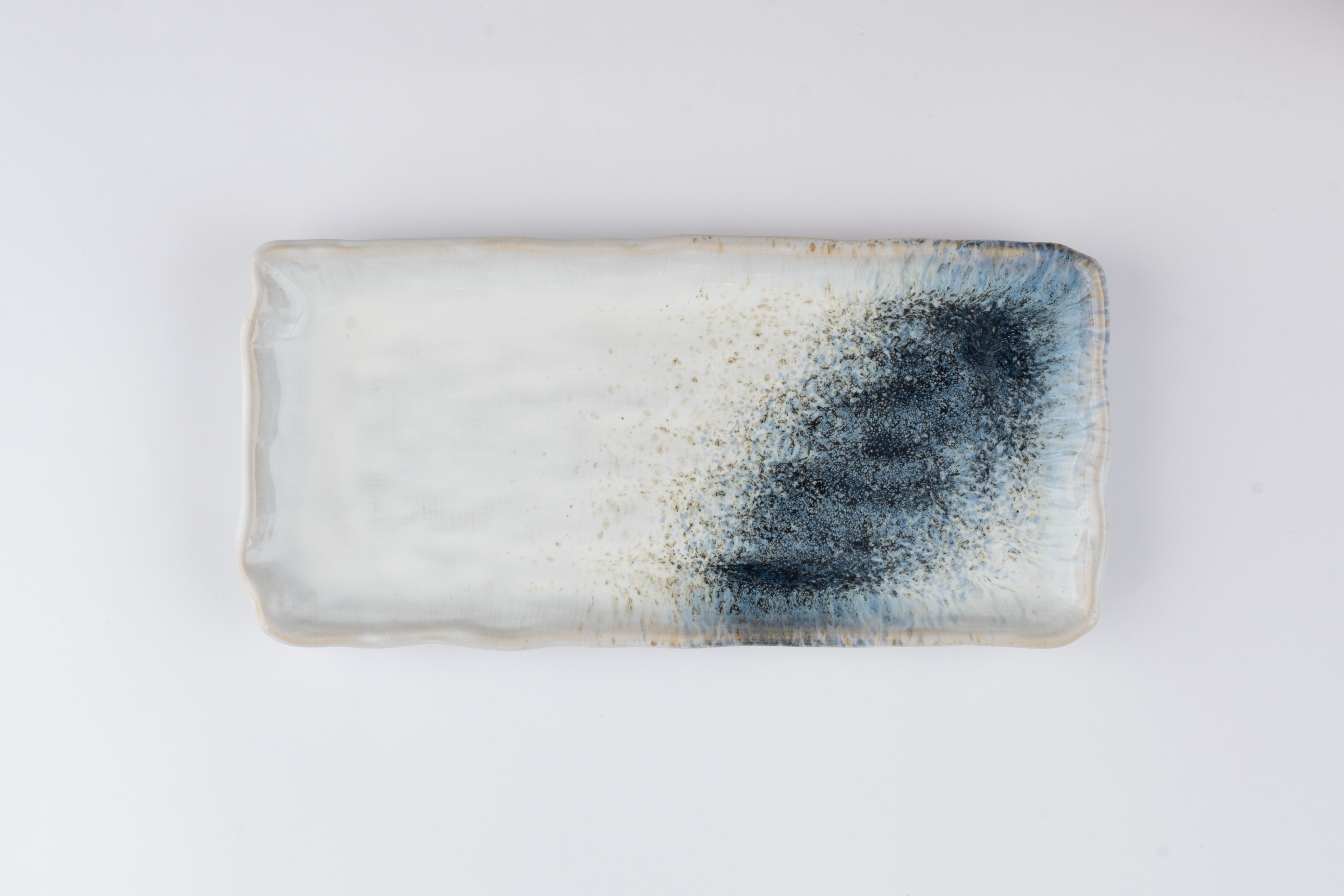Edge-Contrast Platter