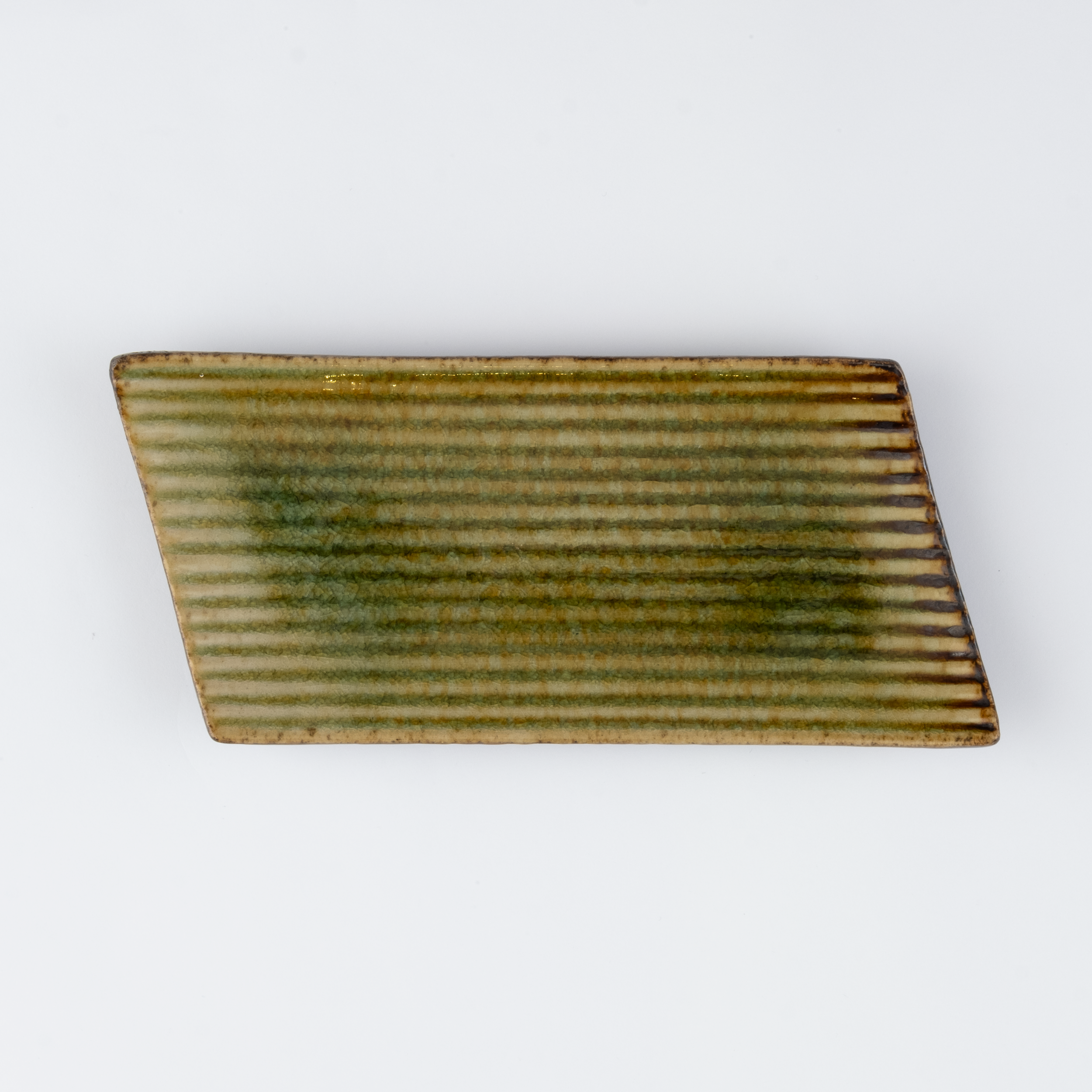 Sculpted Edge Dish