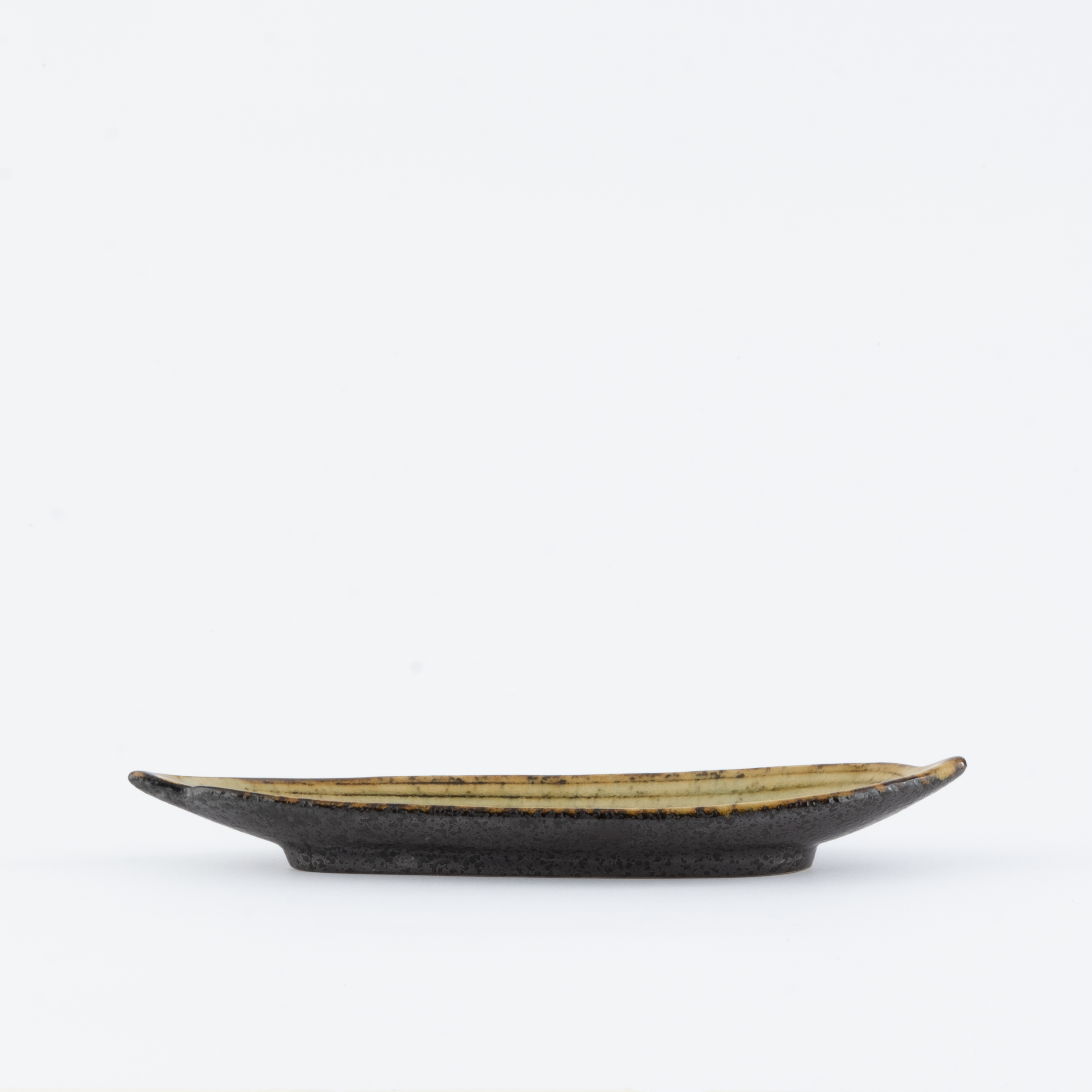 Elongated Leaf Dish