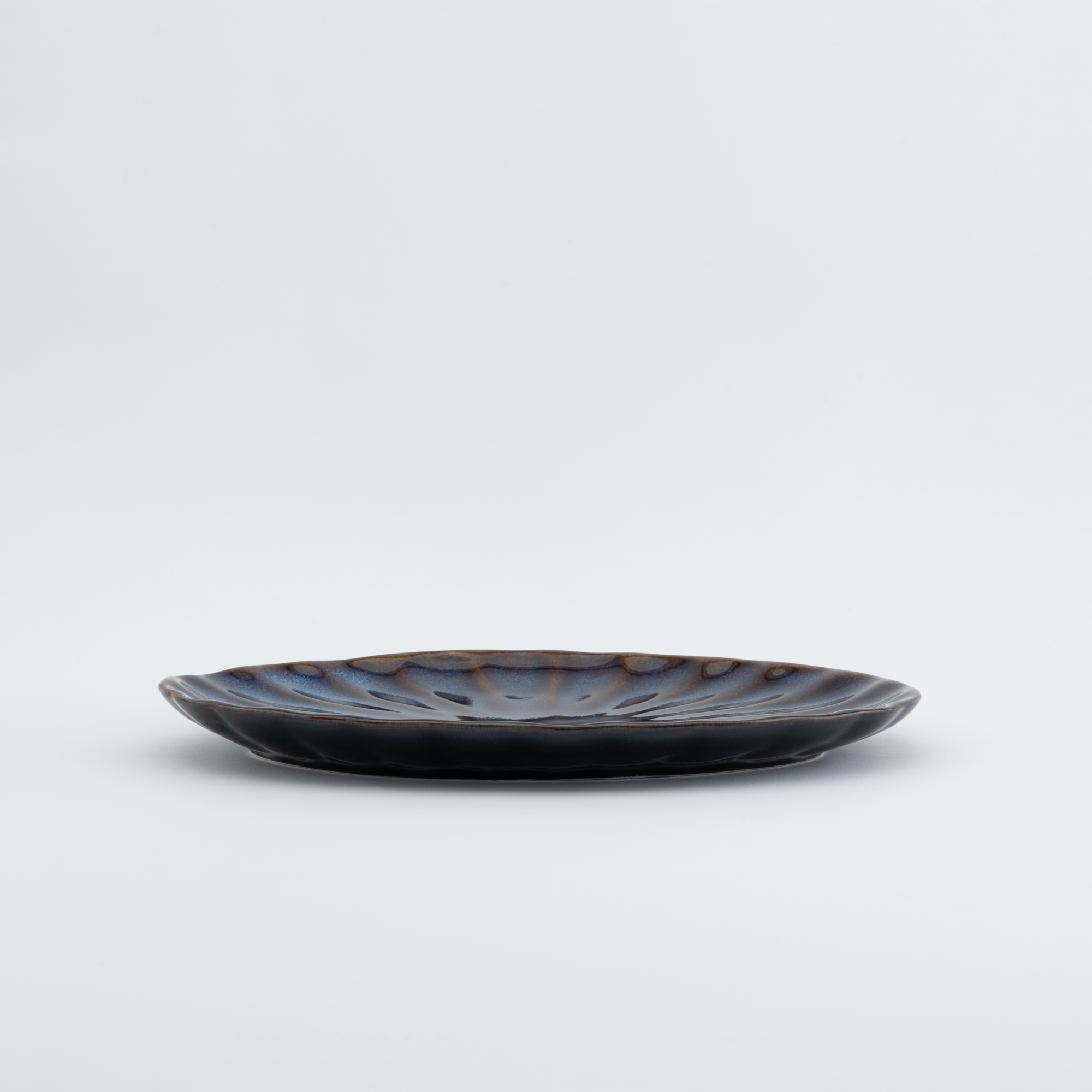 Ribbed Oval Plate
