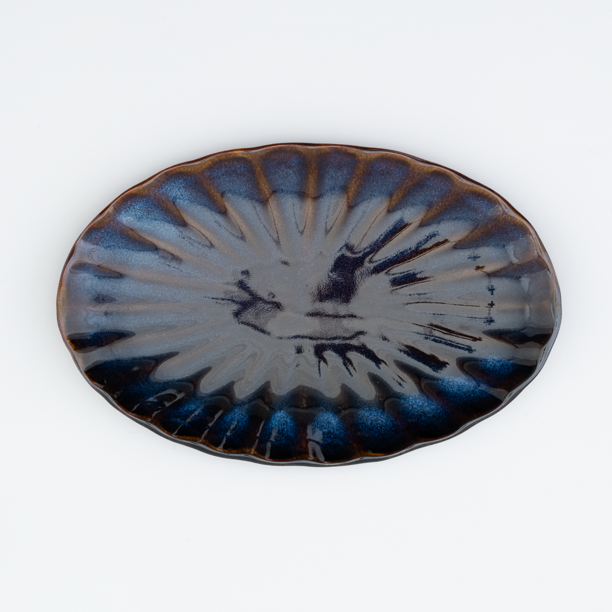 Ribbed Oval Plate