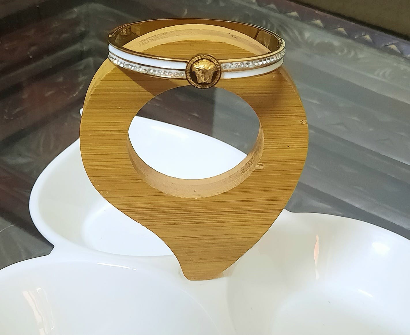 Elegant Gold-Plated Bangle BR-31
