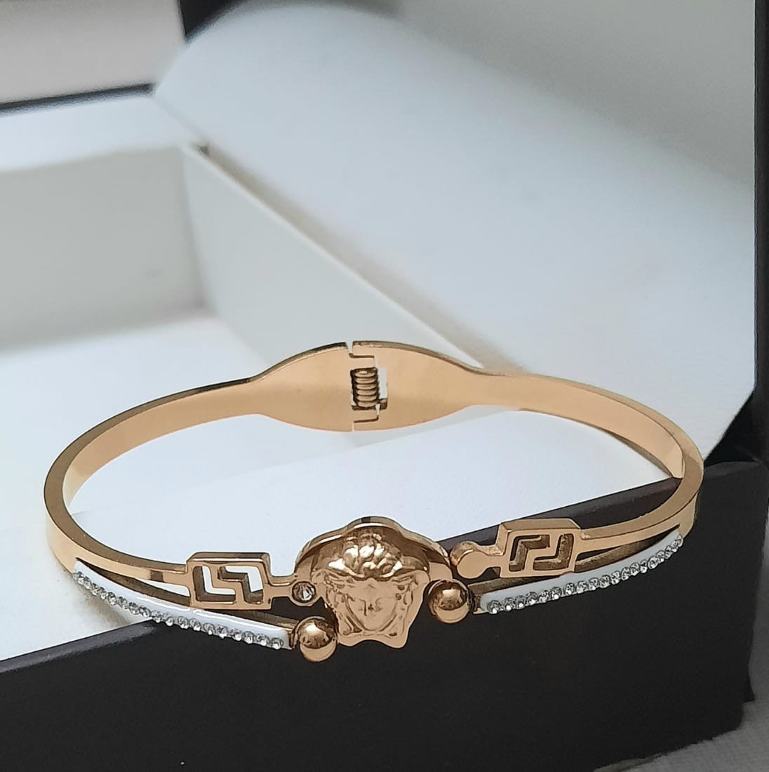 Gold-Plated Designer Bracelet BR-52