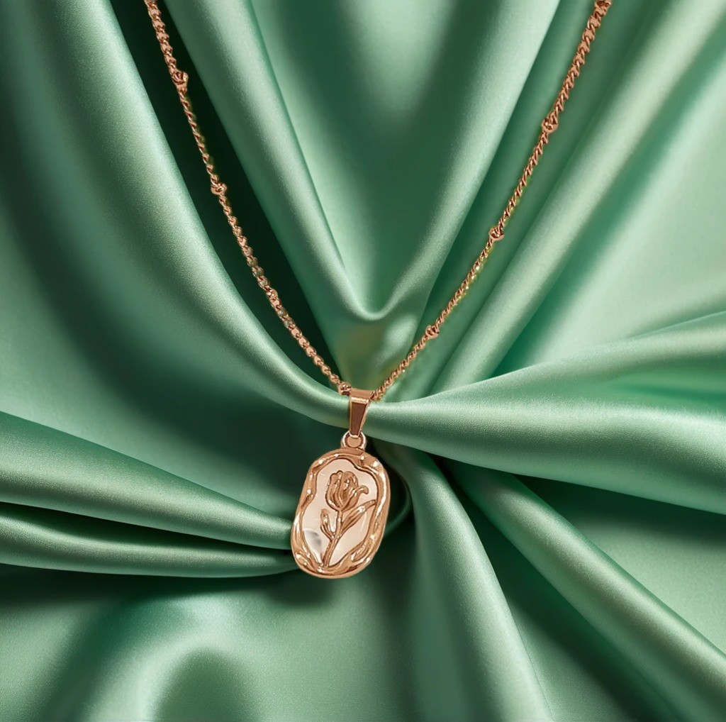 Golden Floral Pendant Necklace NL-92