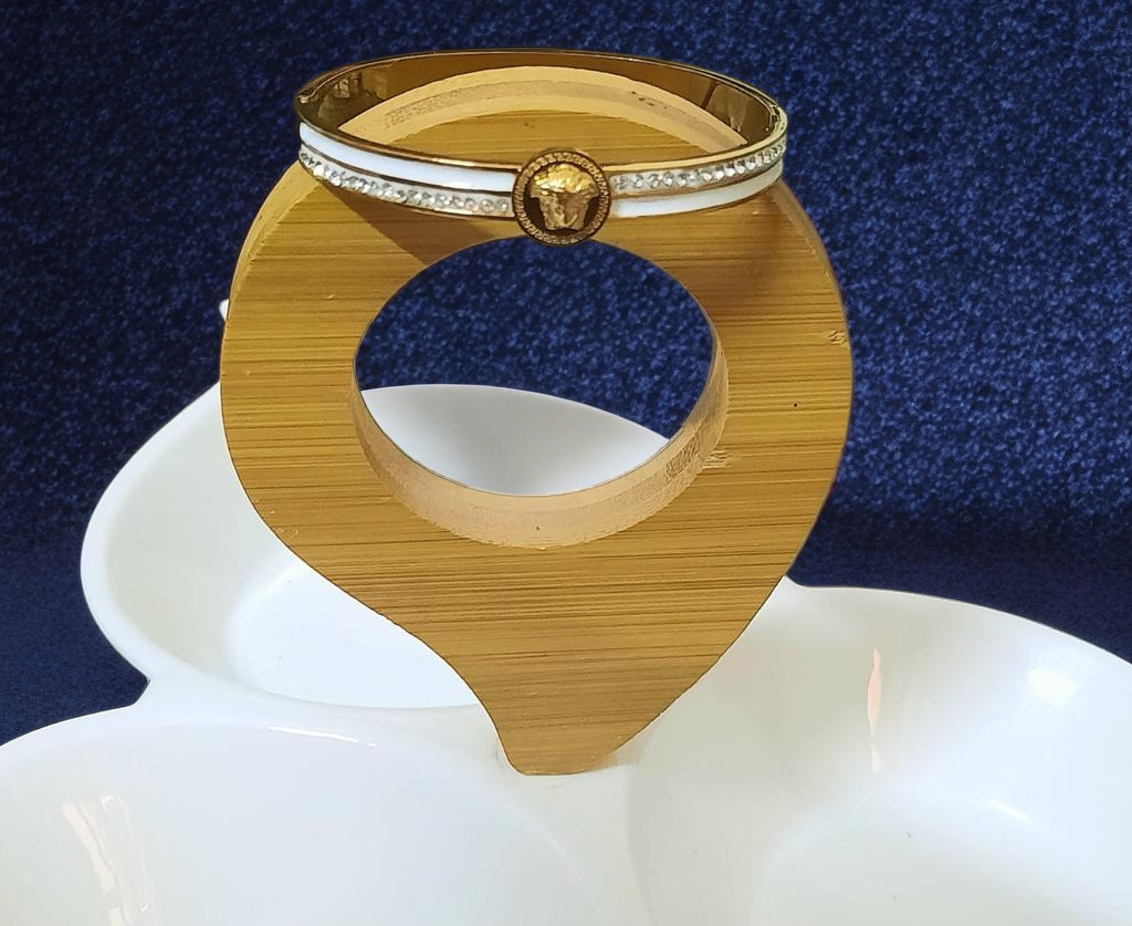 Elegant Gold-Plated Bangle BR-31