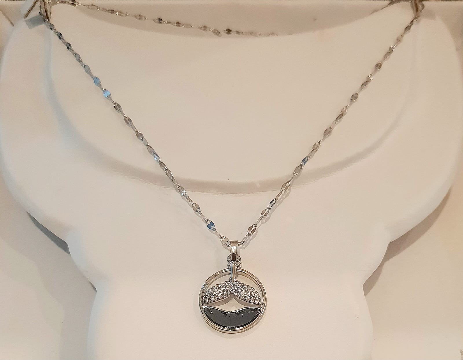 Silver Whale Tail Pendant Necklace NL-57